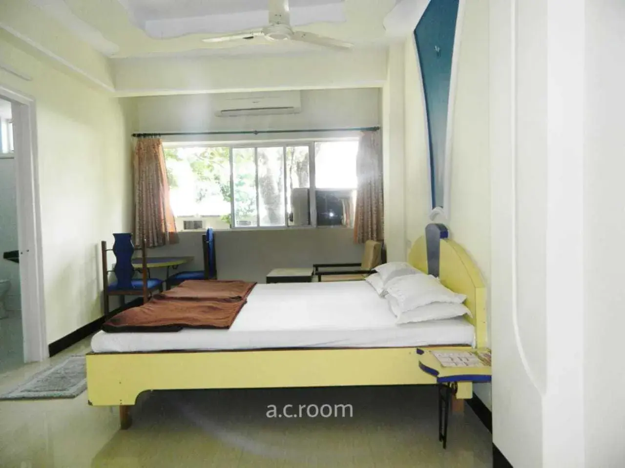 Bed in Hotel Vaishali Bed in Hotel Vaishali