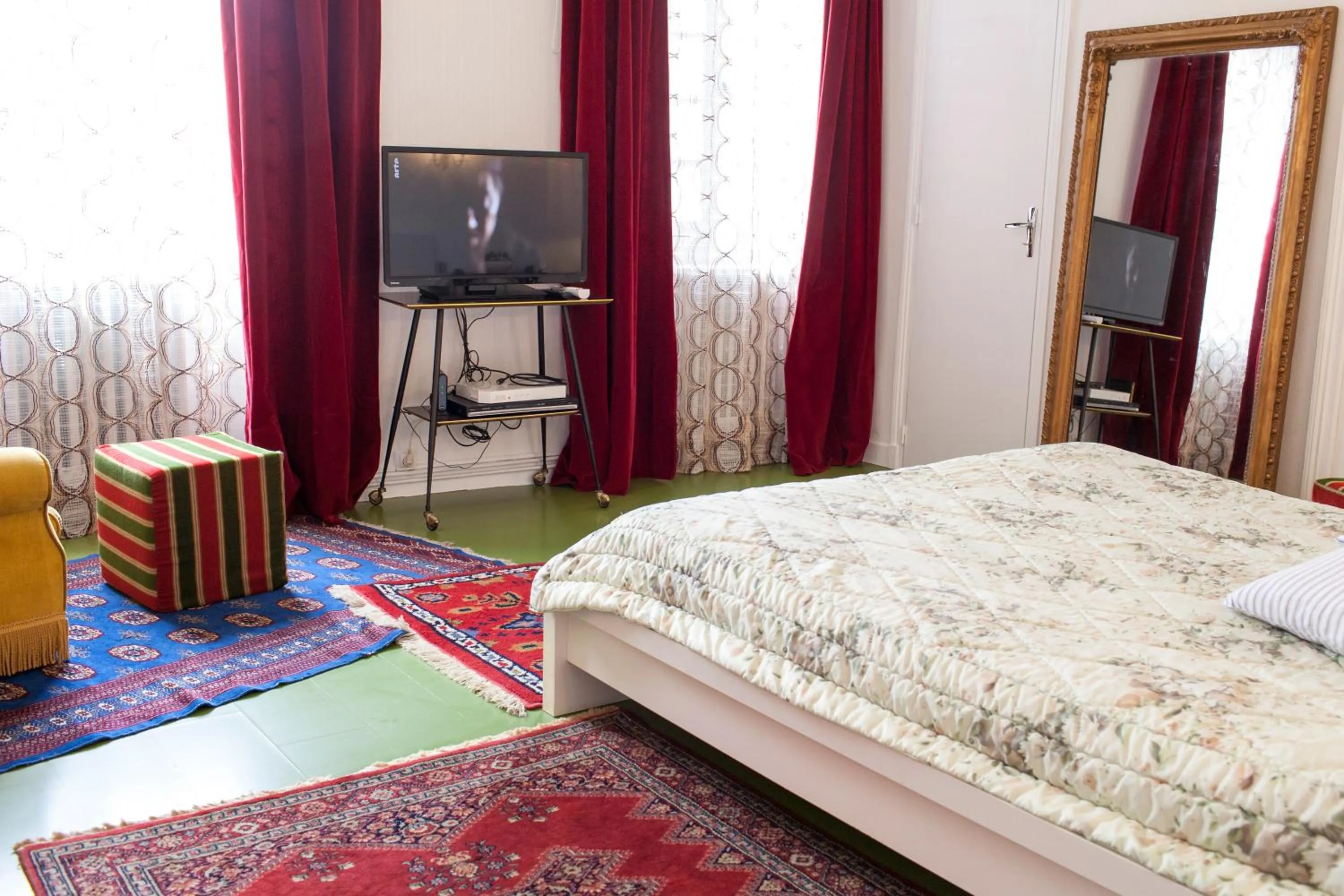 Bed in 46FM : Montauban Guest House