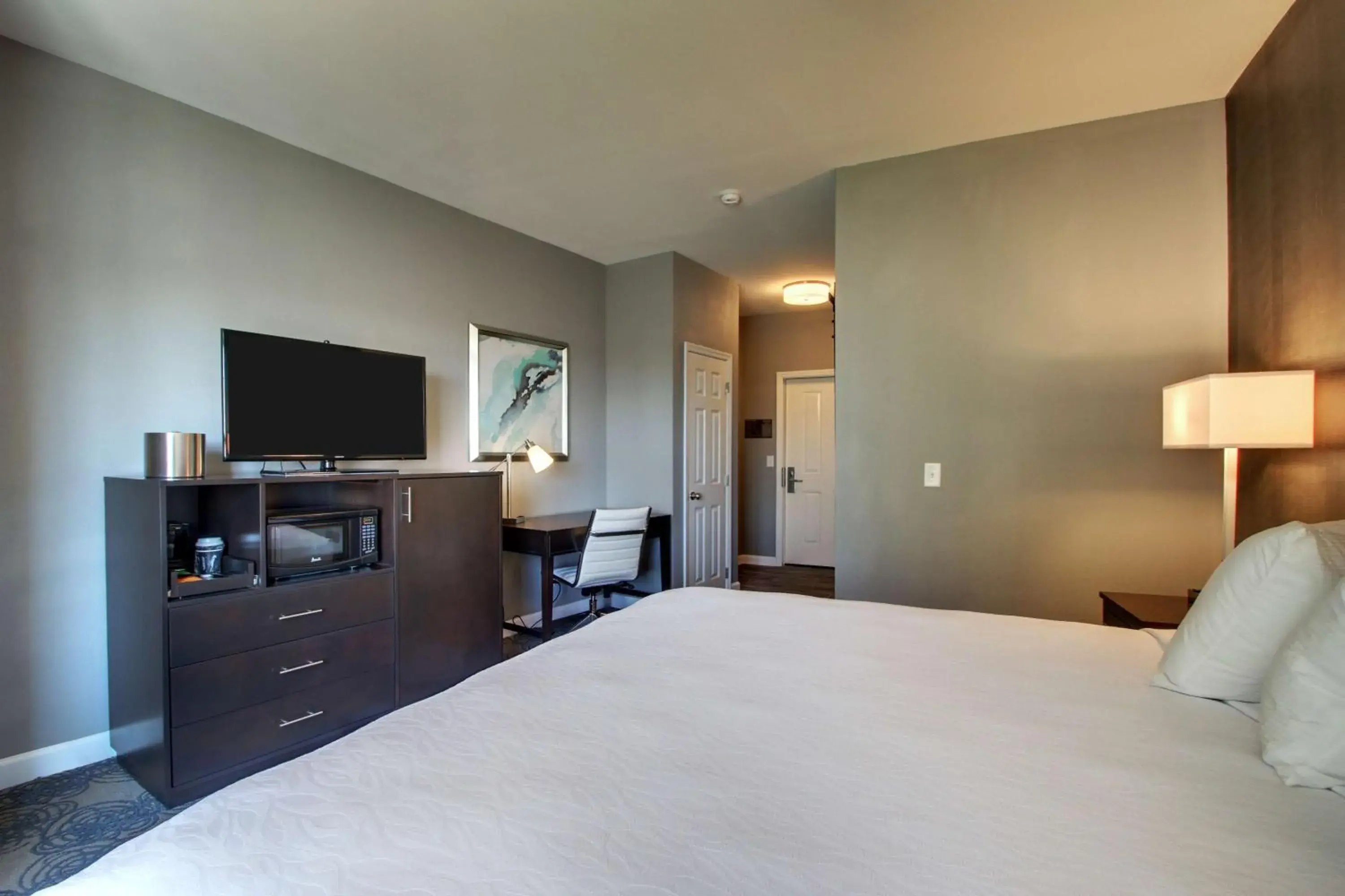 Photo of the whole room, Bed in Hotel Finial BW Premier Collection Oxford - Anniston Photo of the whole room, Bed in Hotel Finial BW Premier Collection Oxford - Anniston