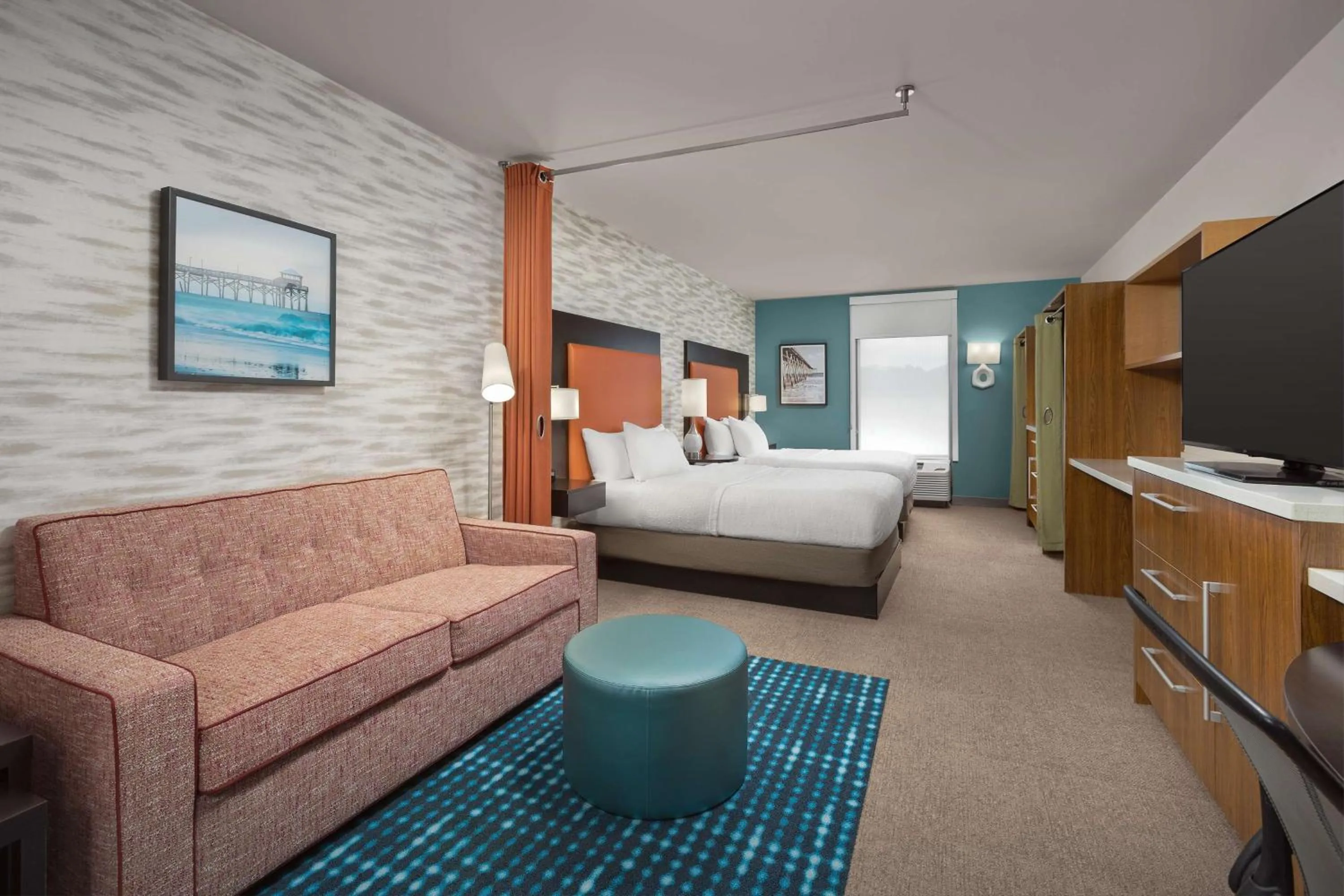 Living room, Bed in Home2 Suites by Hilton Jacksonville, NC