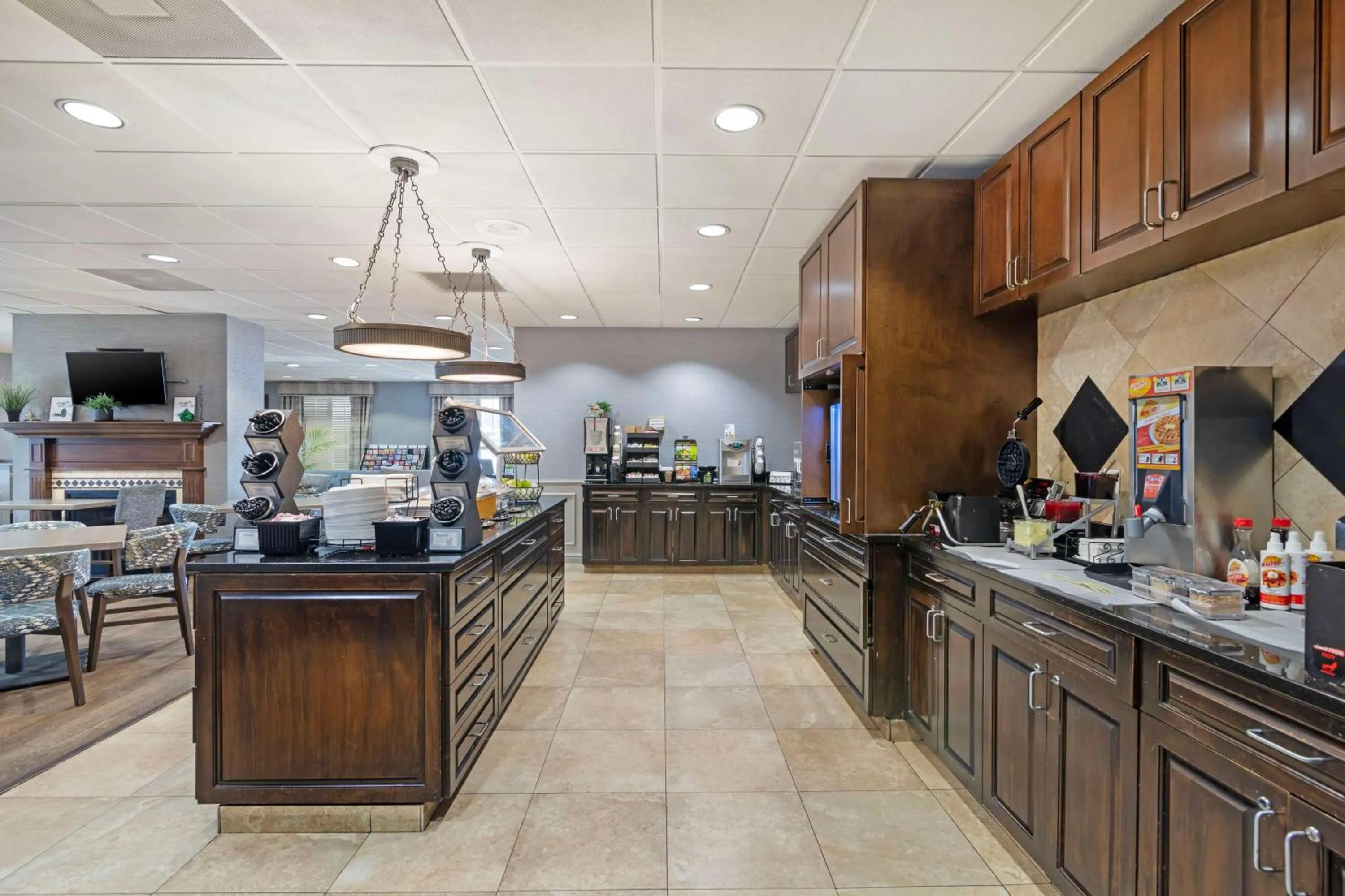 Breakfast in Best Western Savannah Historic District