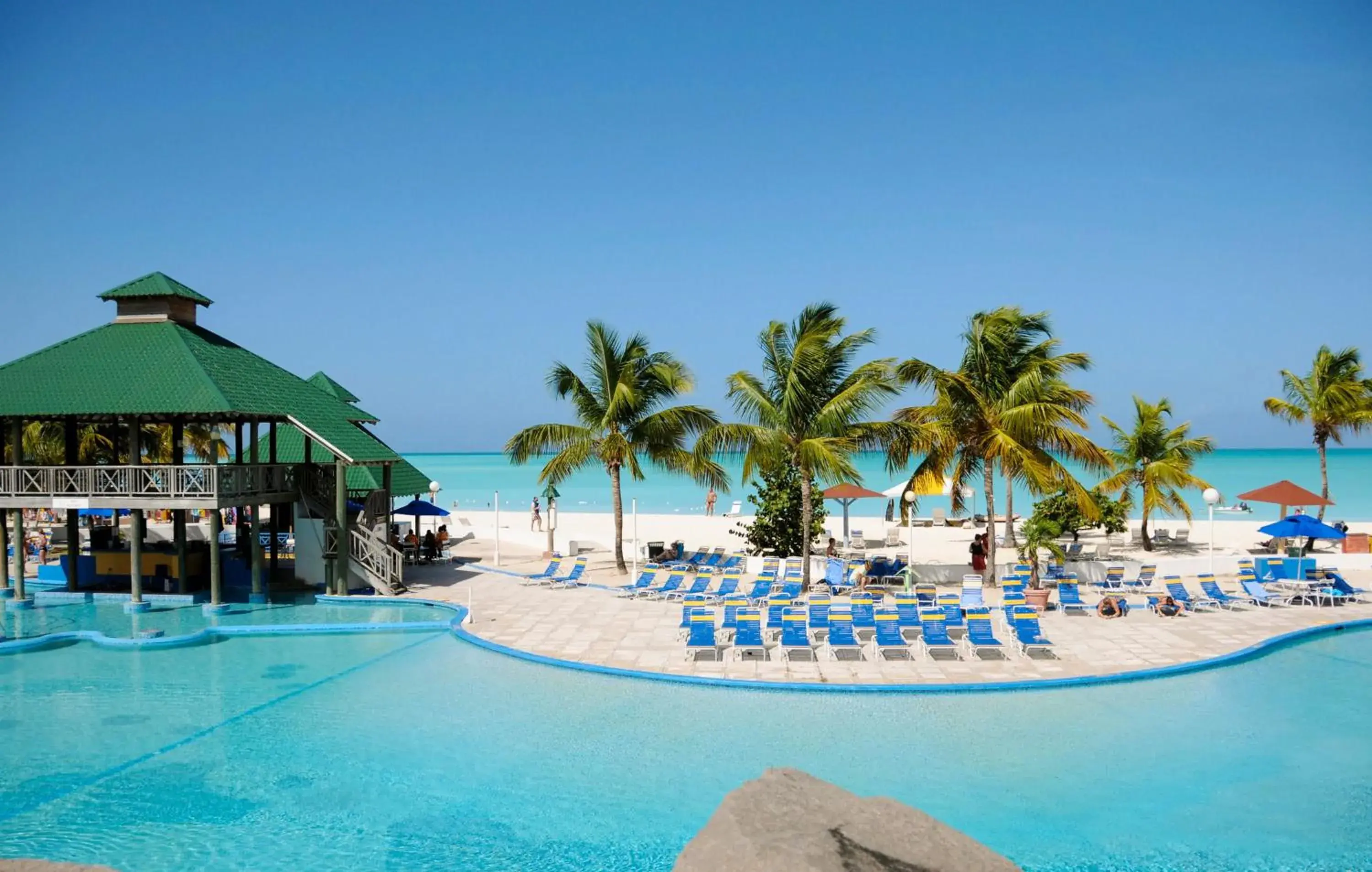 Swimming pool in Jolly Beach Antigua - All Inclusive Swimming pool in Jolly Beach Antigua - All Inclusive