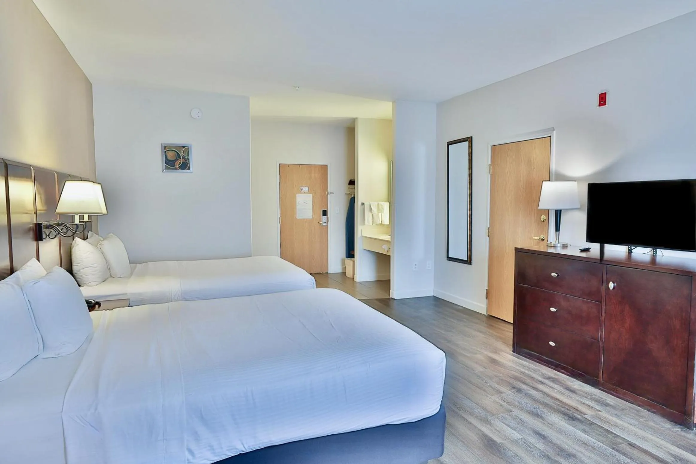 Photo of the whole room, Bed in Baymont by Wyndham Tucson Airport