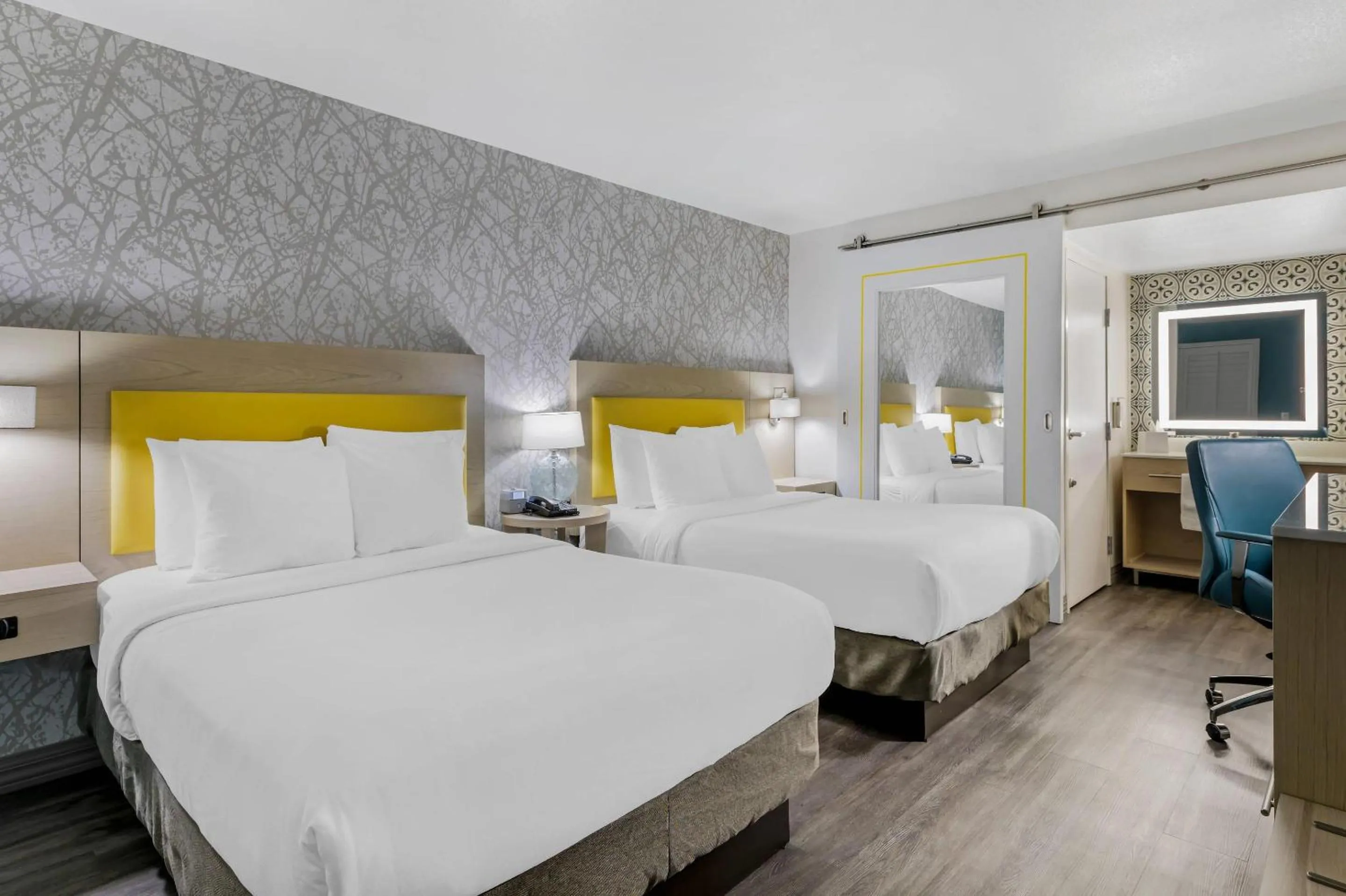 Bedroom, Bed in Hillstone Inn Tulare, an Ascend Collection Hotel