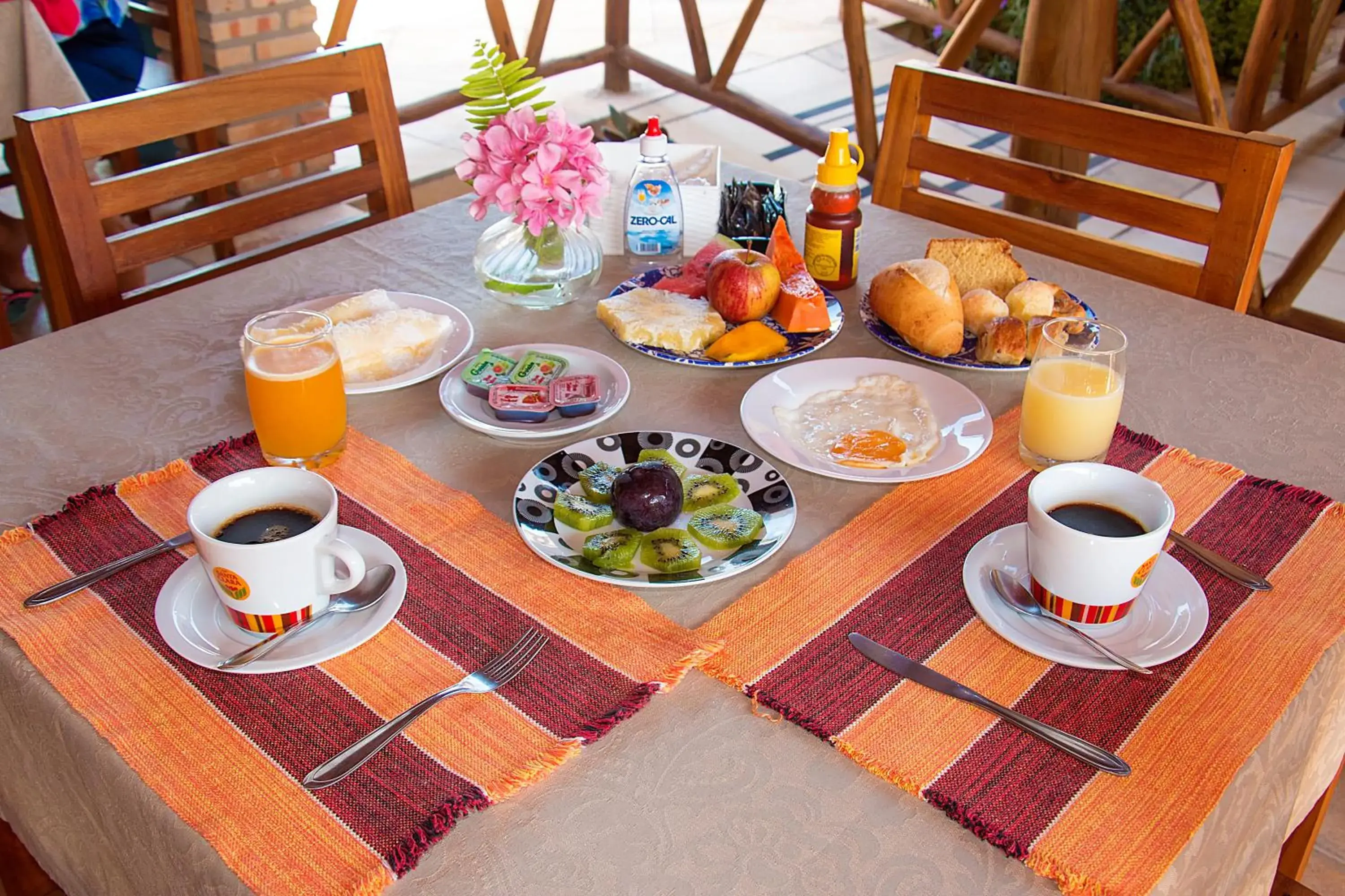 Breakfast in Jardim dos Orixás Breakfast in Jardim dos Orixás