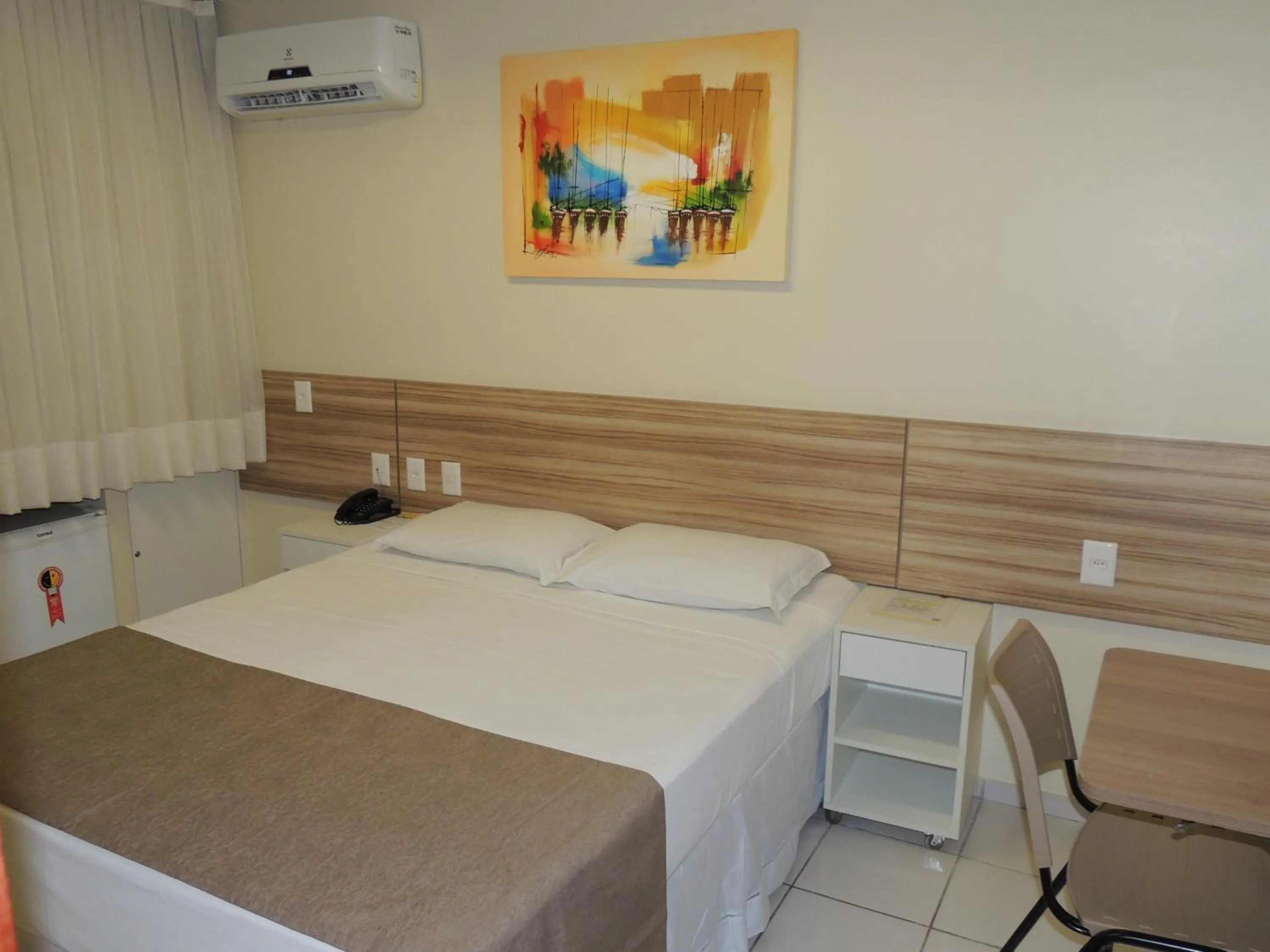 Photo of the whole room, Bed in Hotel Três Caravelas