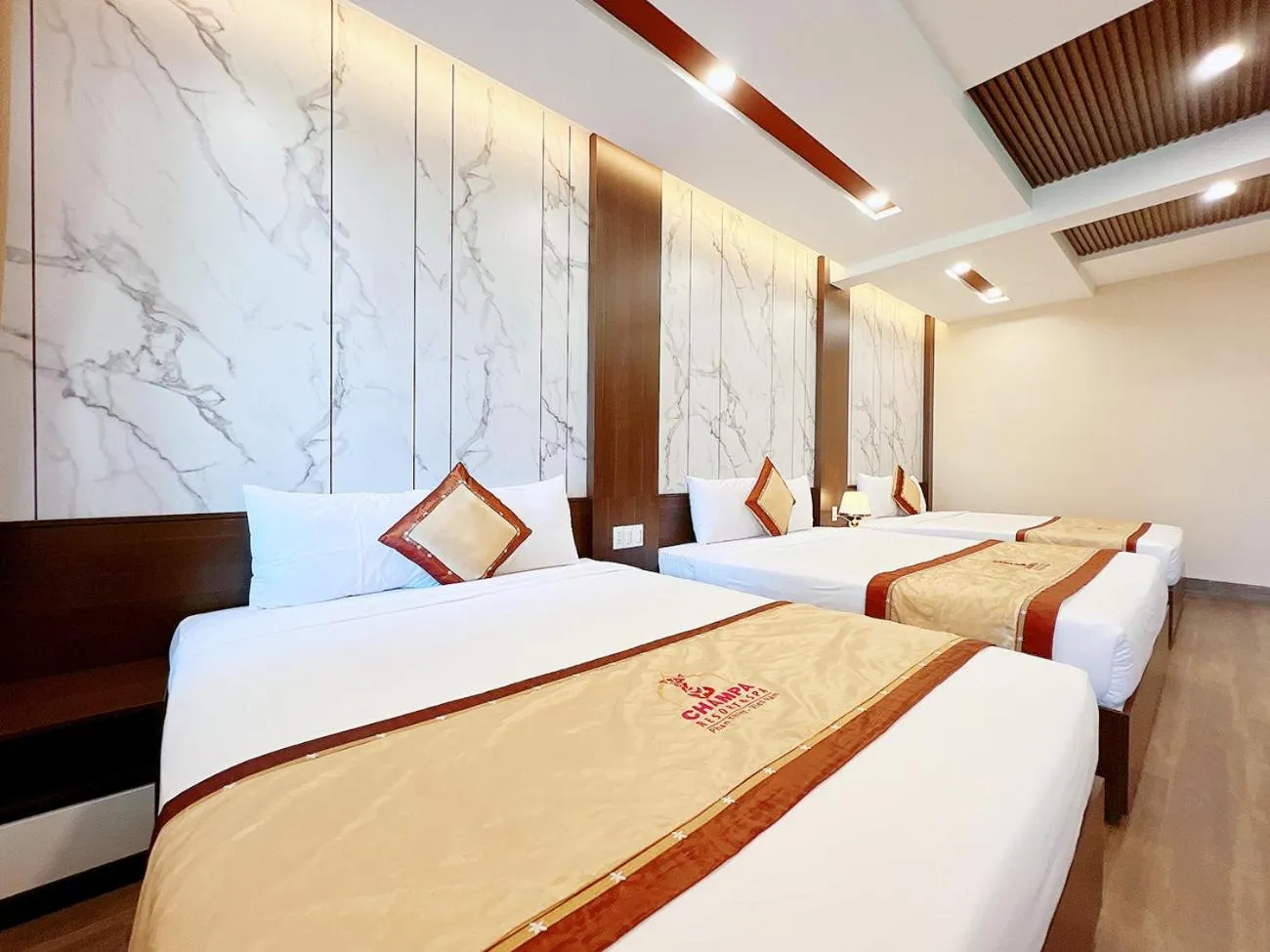 Bed in Champa Resort & Spa