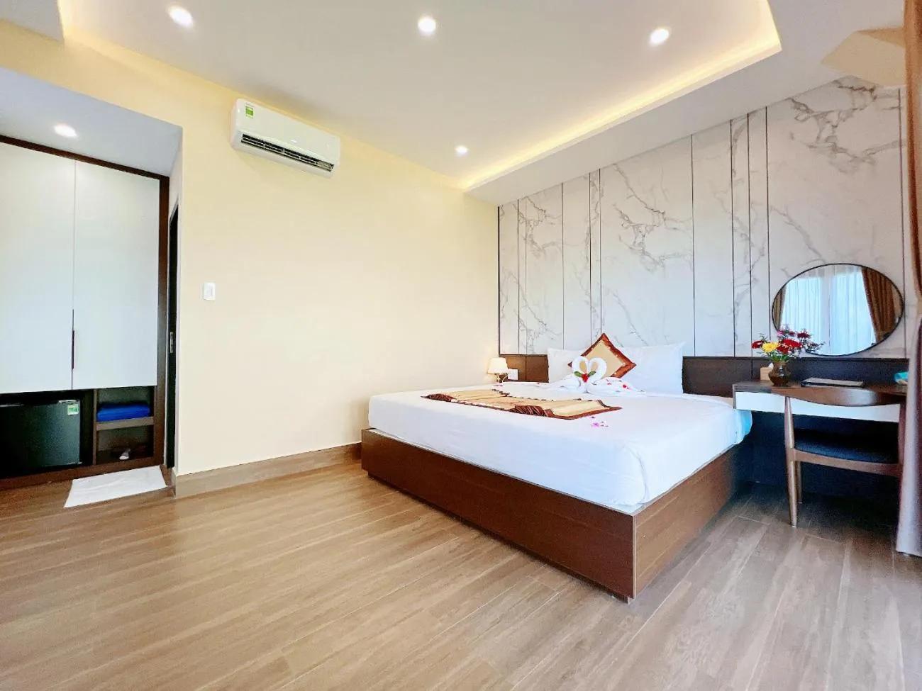 Bed in Champa Resort & Spa