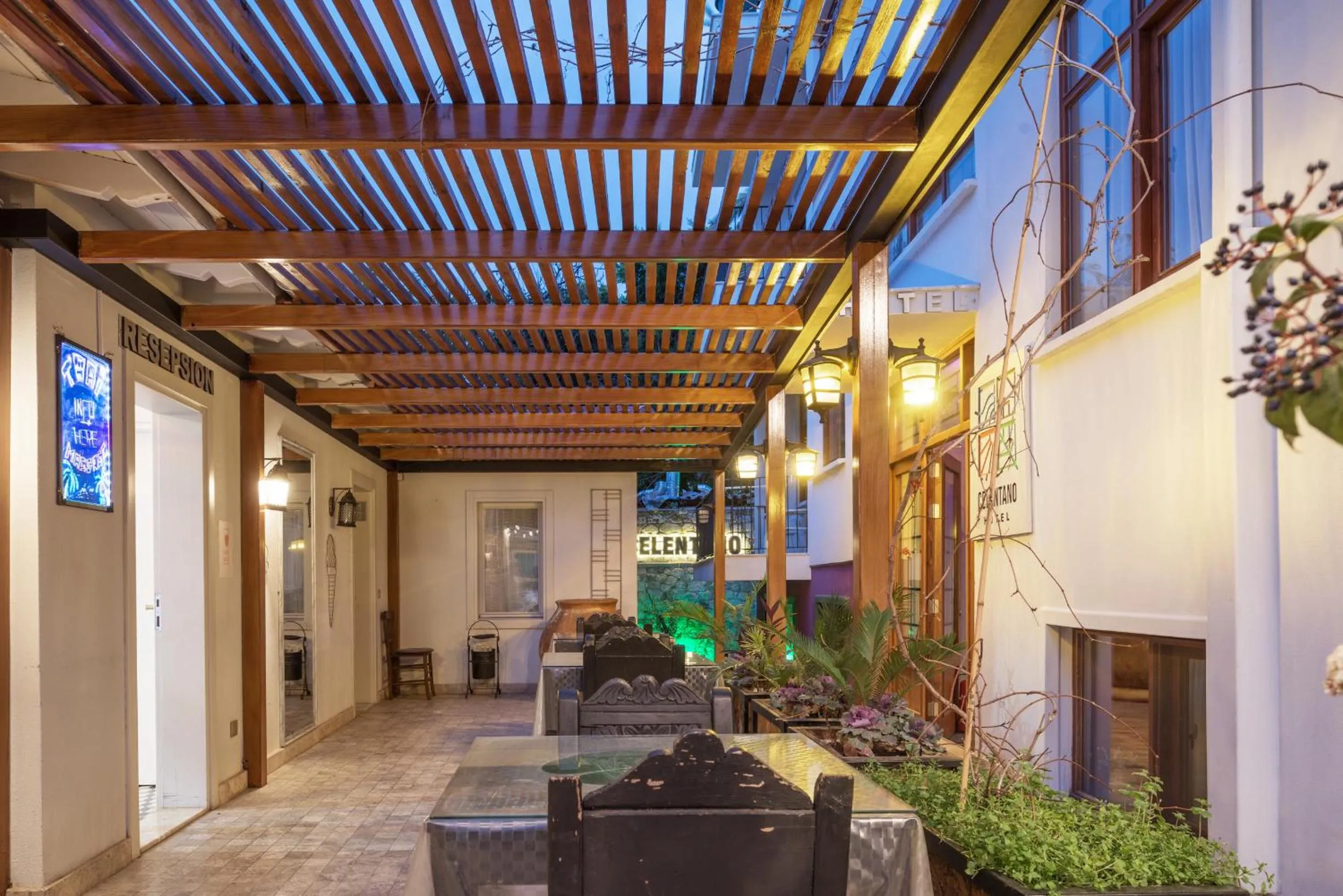 Inner courtyard view in Delight Deluxe Hotel & Spa