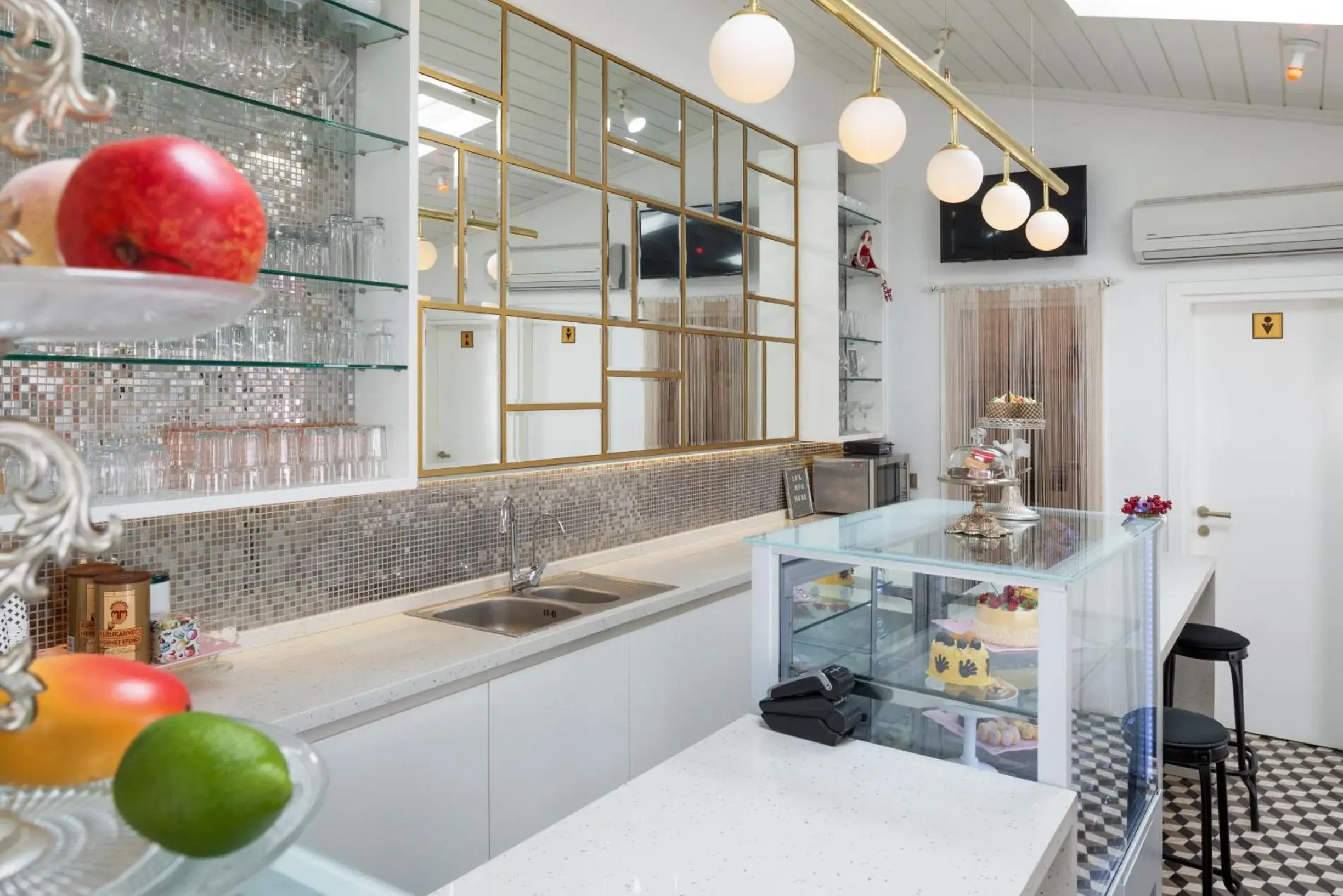 Restaurant/places to eat in Delight Deluxe Hotel & Spa Restaurant/places to eat in Delight Deluxe Hotel & Spa