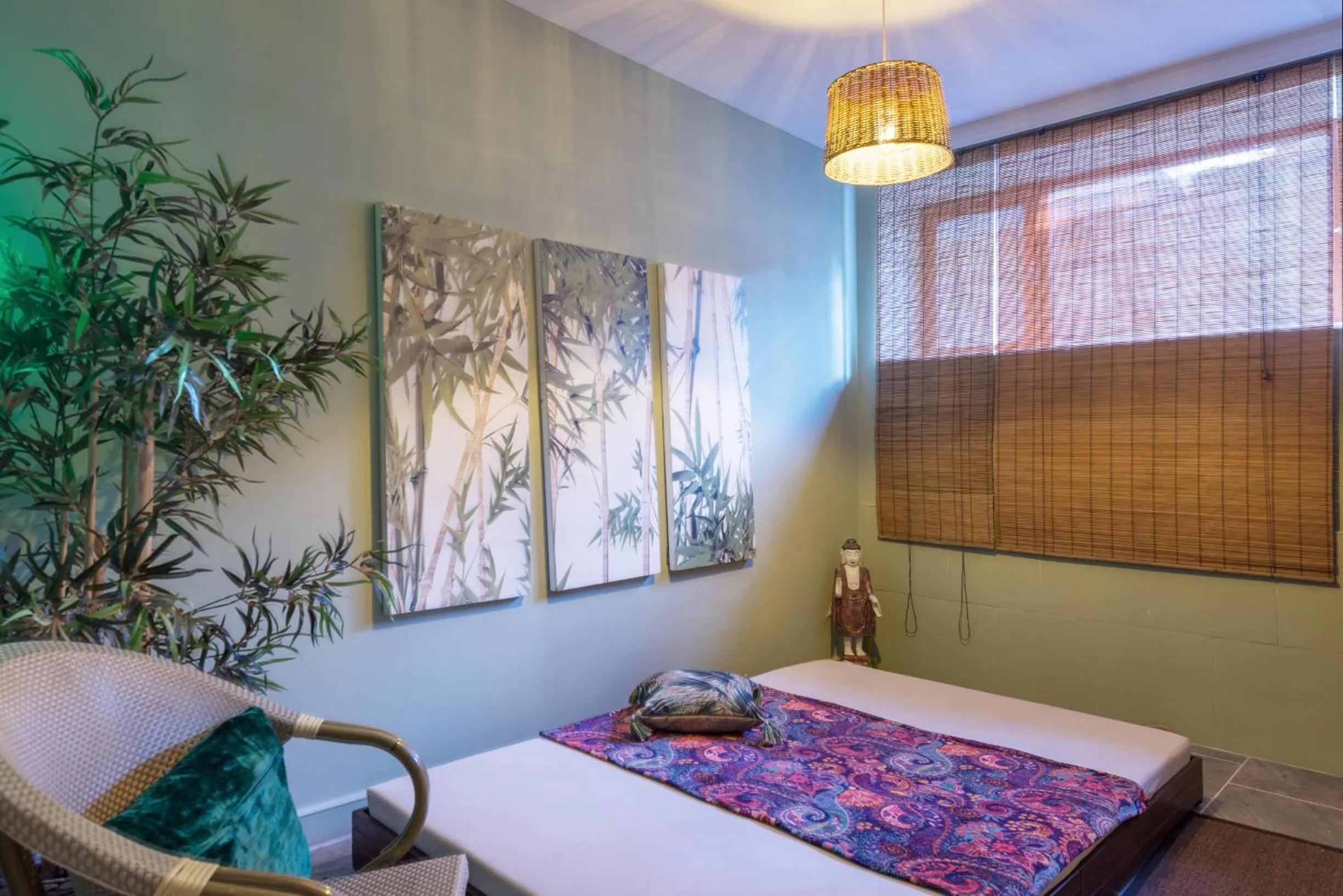 Massage, Bed in Delight Deluxe Hotel & Spa