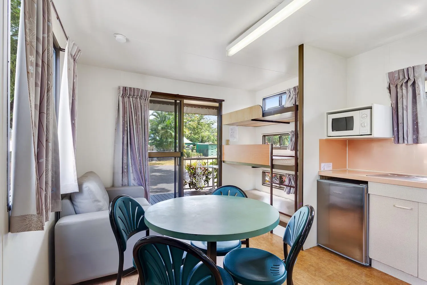 Photo of the whole room in First City Caravilla