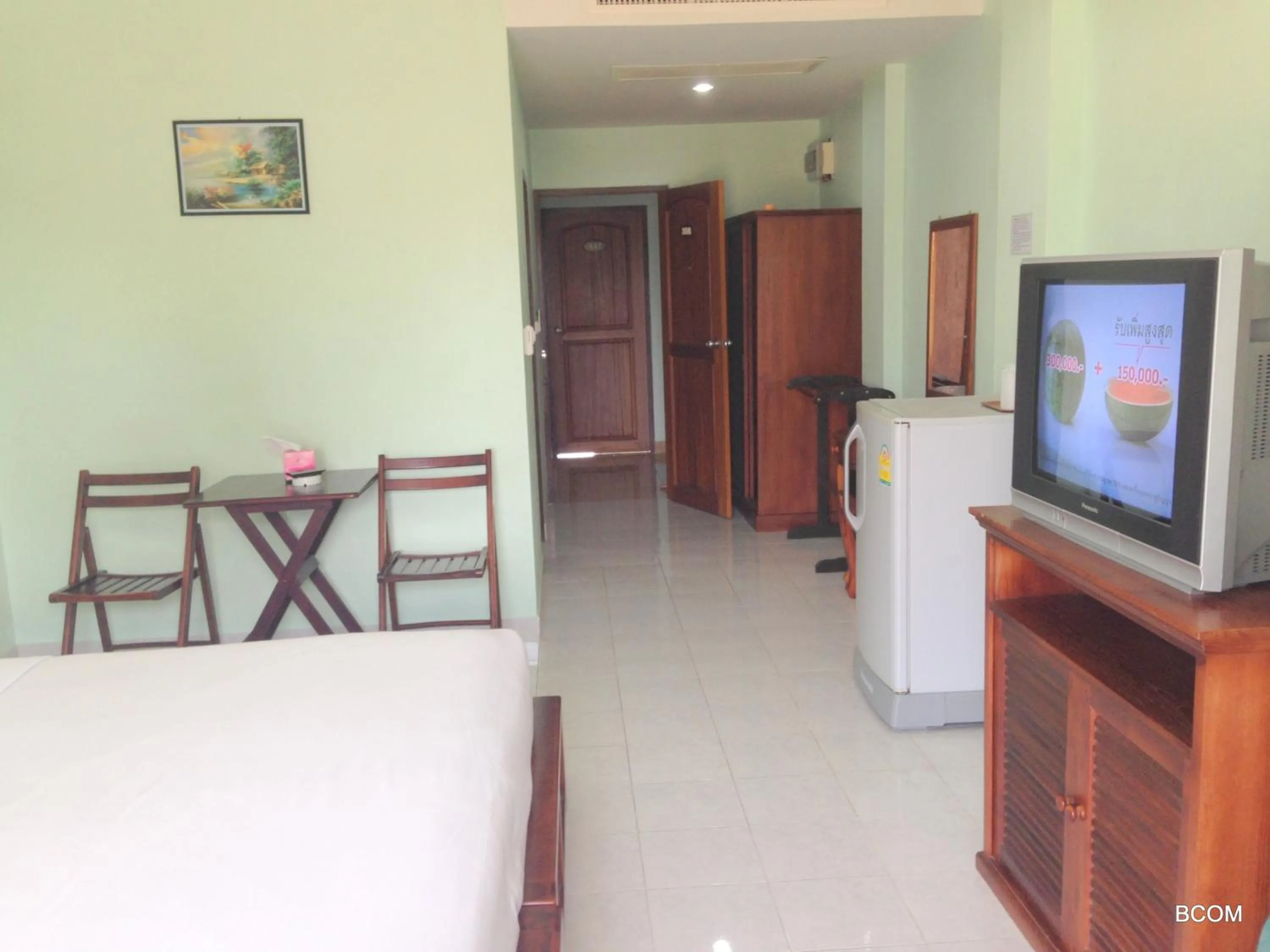 Photo of the whole room in PTK Residence