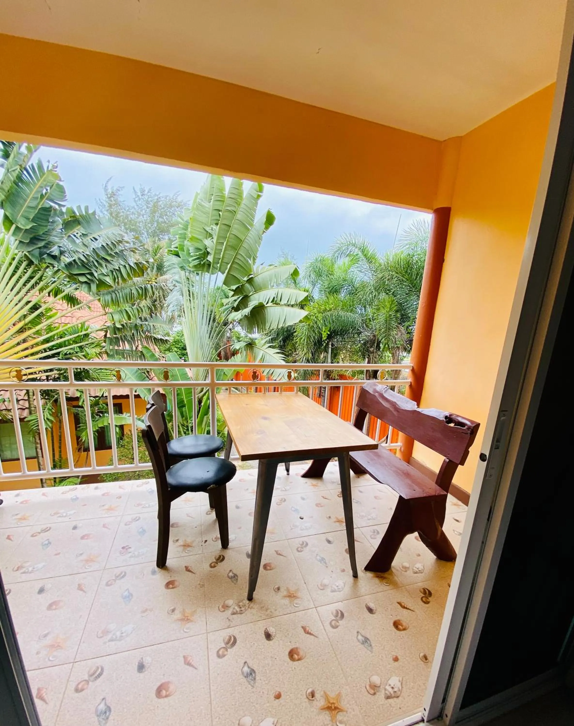 Pranmanee Beach Resort