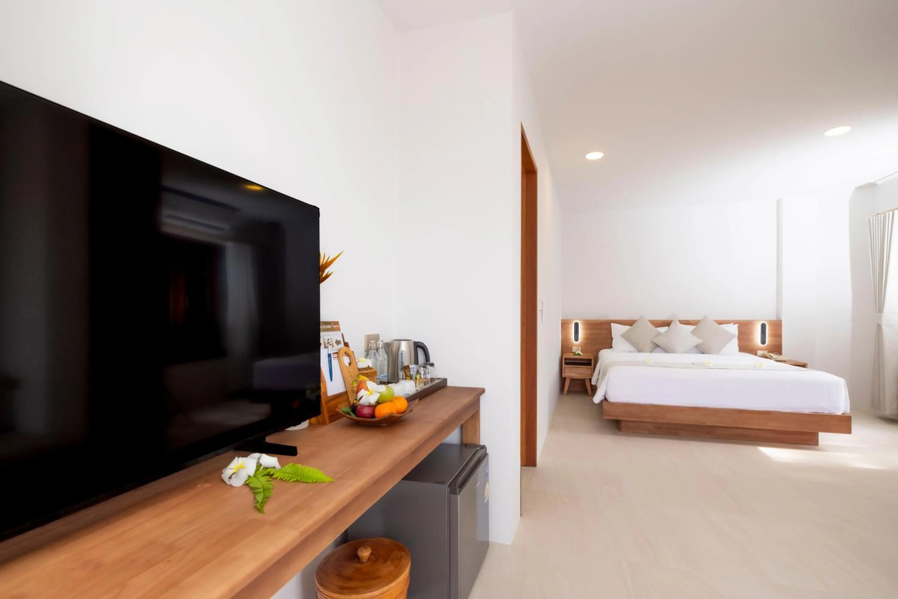 Bed in Ban's Diving Resort