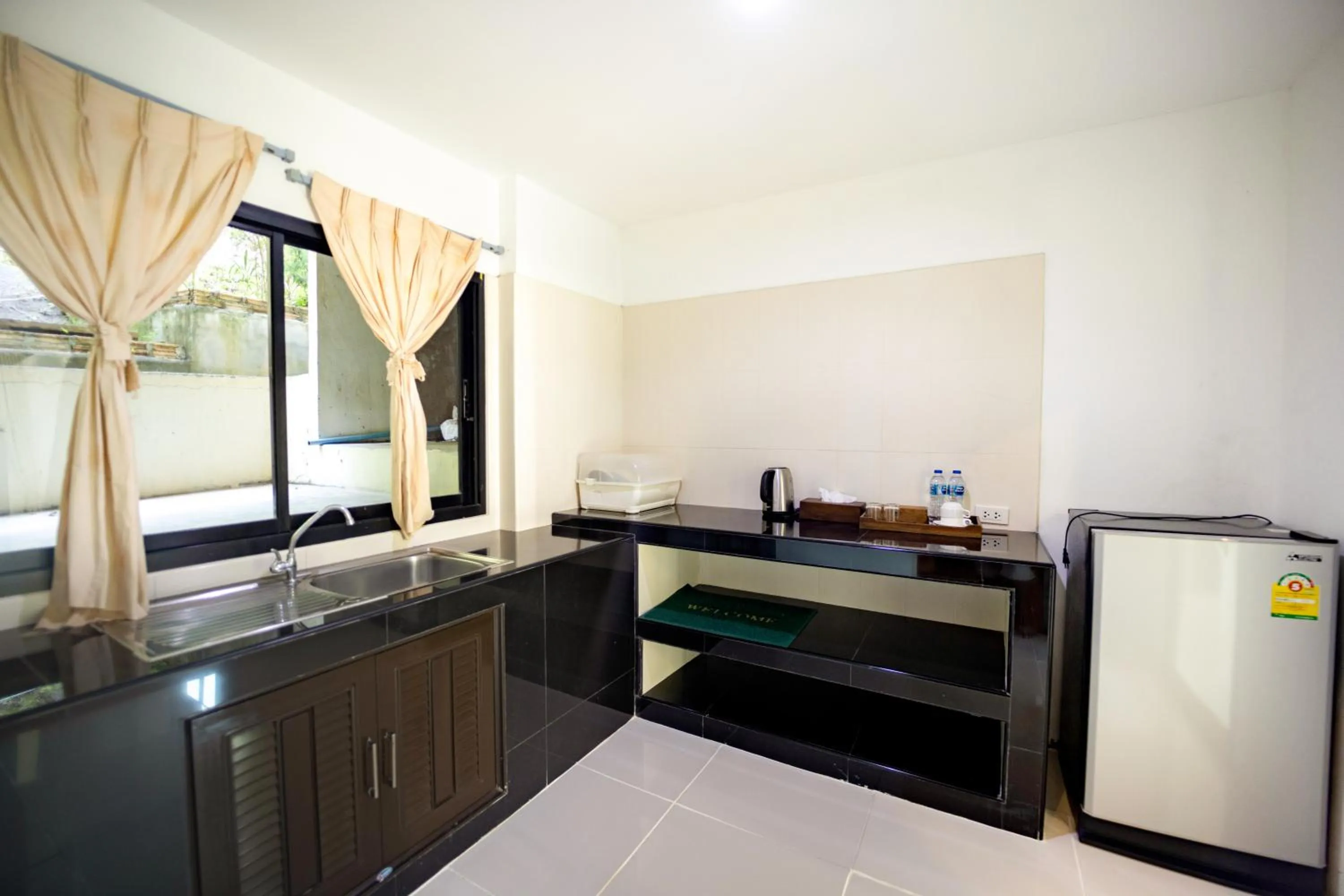 Photo of the whole room in Ban's Diving Resort