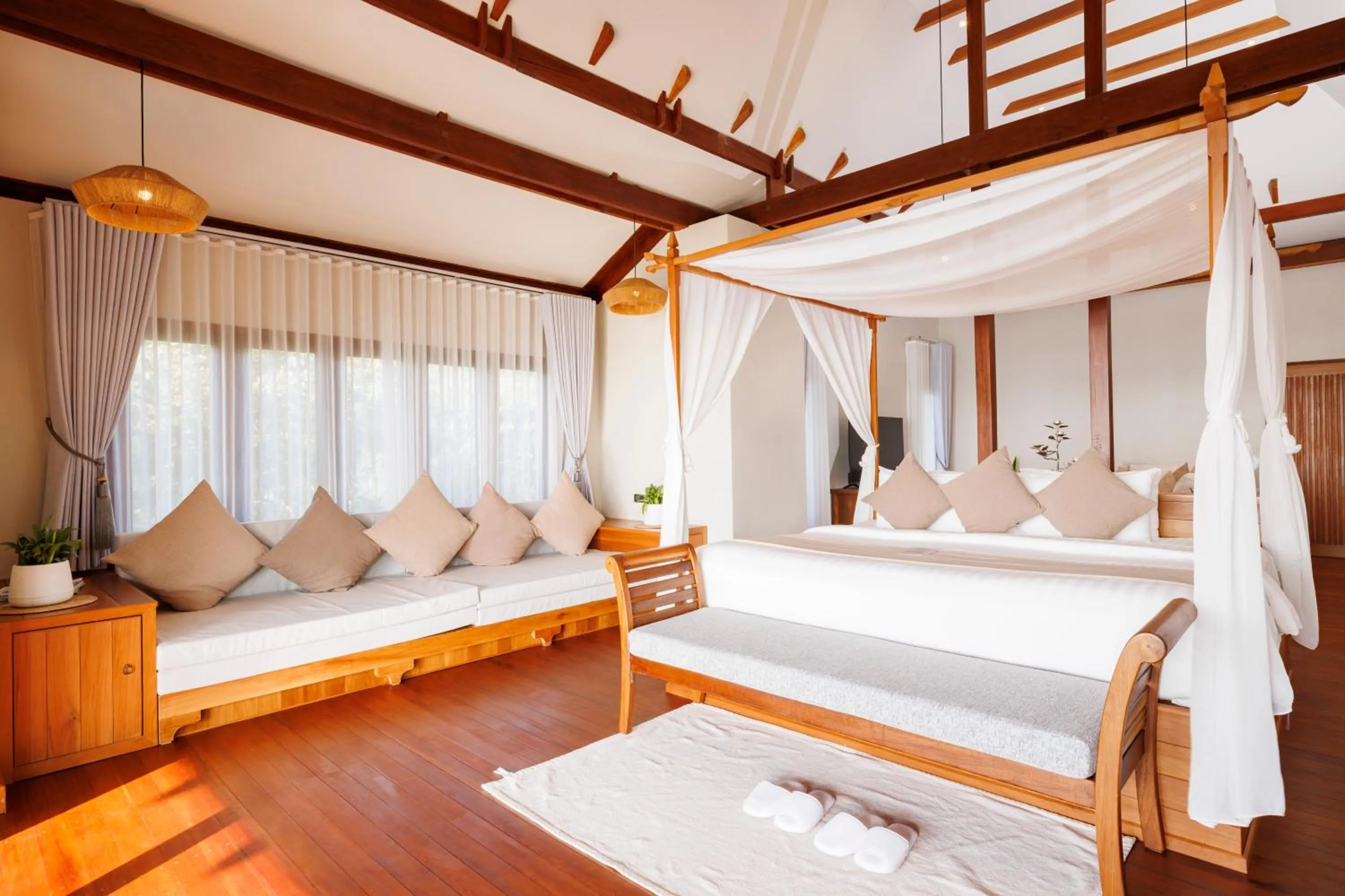 Bedroom, Bed in Ban's Diving Resort