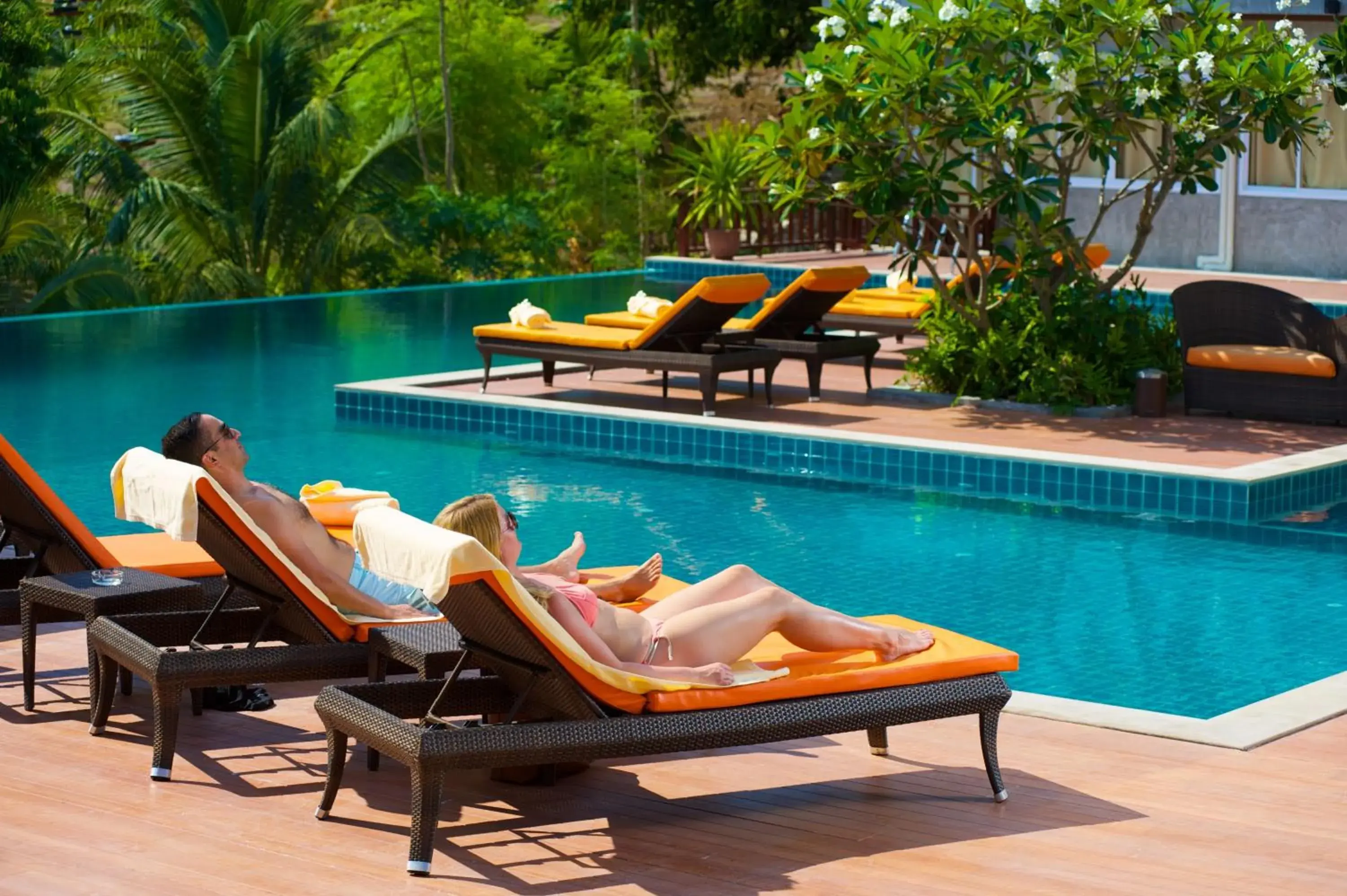 Swimming pool in Ban's Diving Resort Swimming pool in Ban's Diving Resort