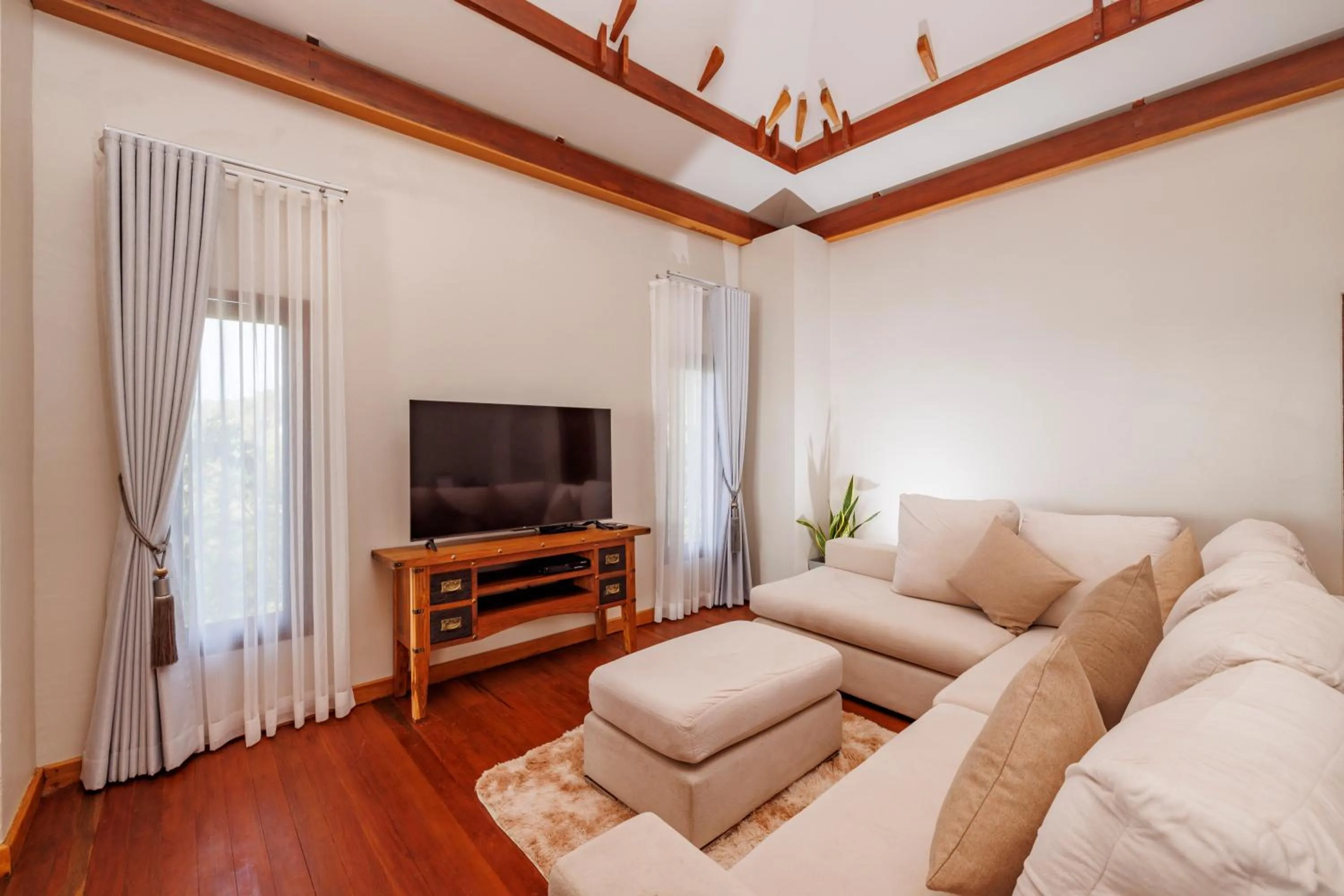 Living room in Ban's Diving Resort