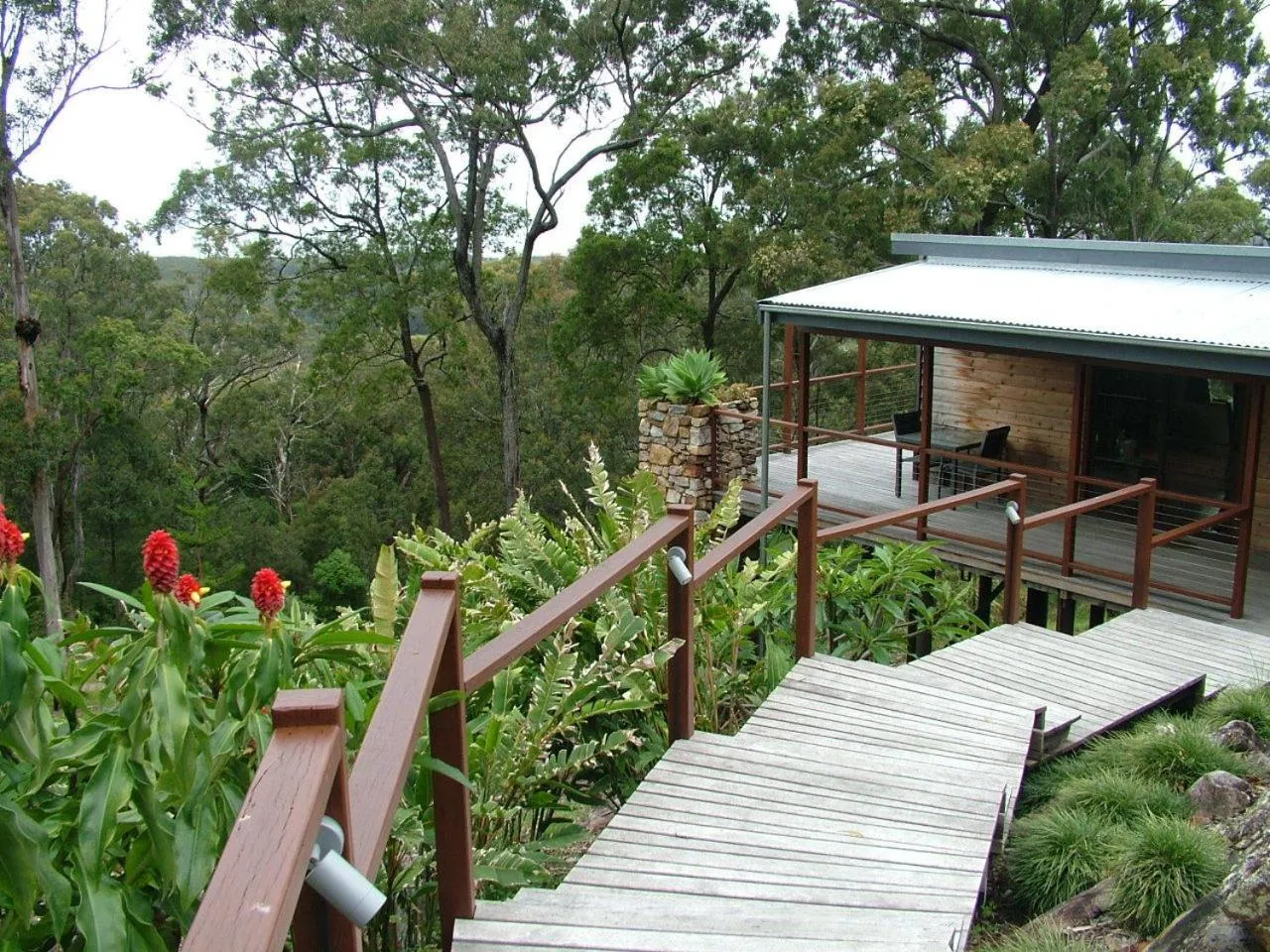 One-Bedroom Cottage with Ocean View - Split Level in Sacred Mountain Retreat