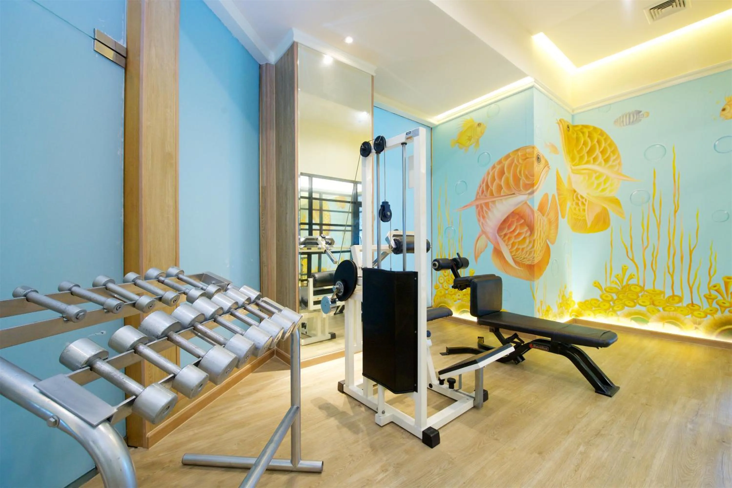 Fitness centre/facilities in Tongtara Riverview Hotel