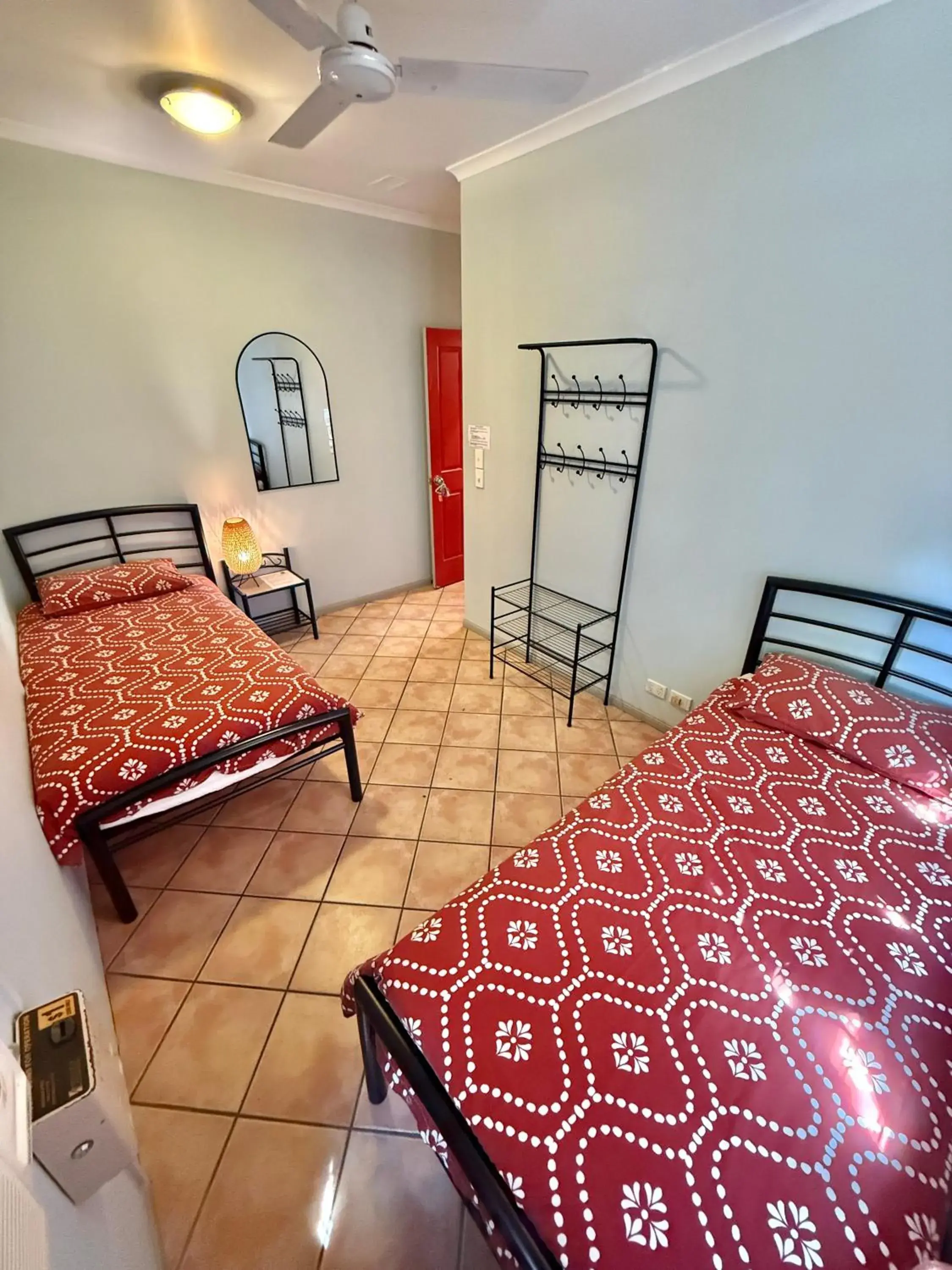 Twin Room with Shared Bathroom in Dreamtime Hostel Twin Room with Shared Bathroom in Dreamtime Hostel