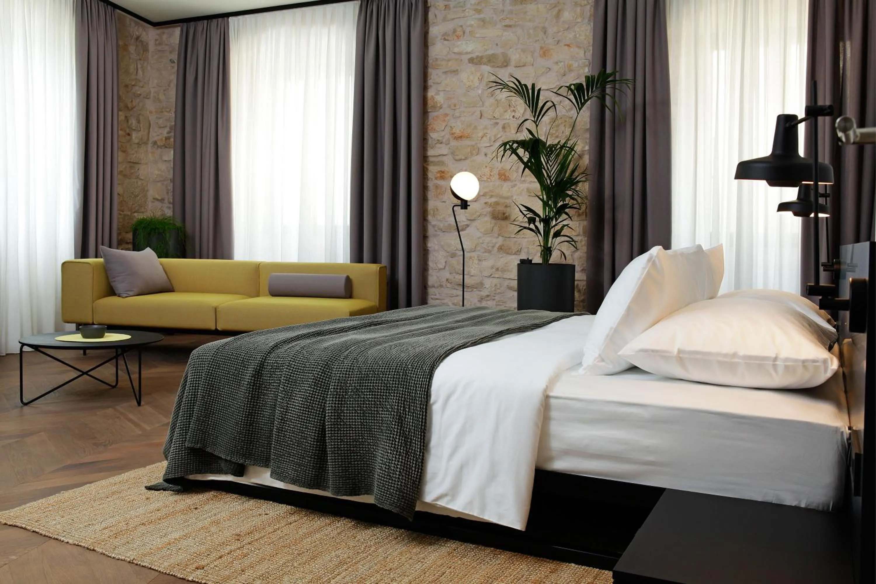 Bed in Boutique rooms Kastel Ismaeli