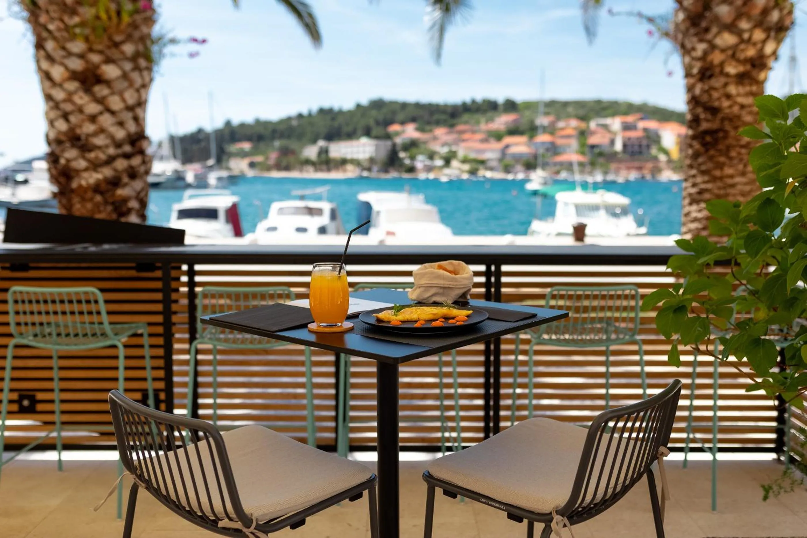 Breakfast in Boutique rooms Kastel Ismaeli