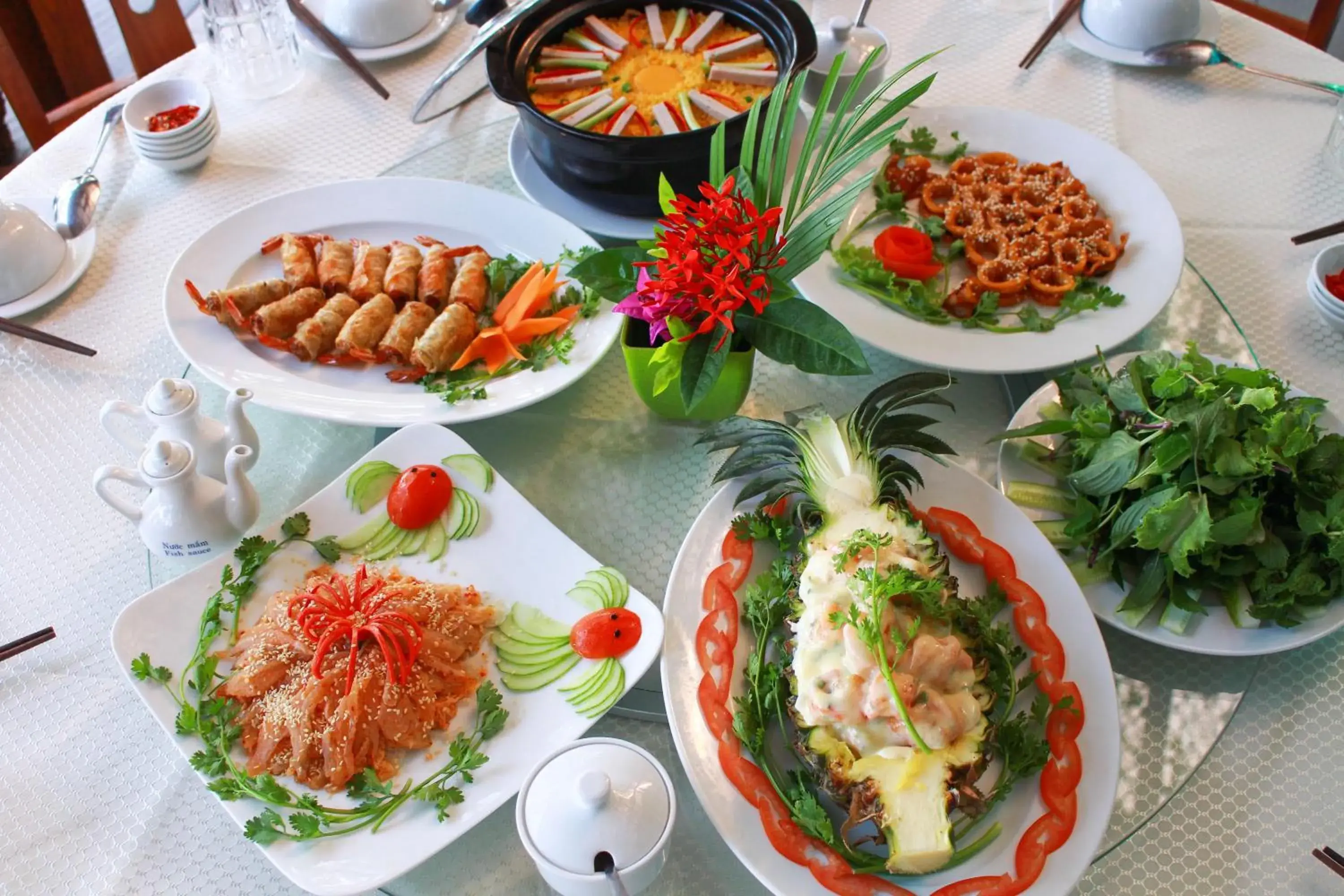 Food and drinks in Dat Lanh Beach Resort Food and drinks in Dat Lanh Beach Resort