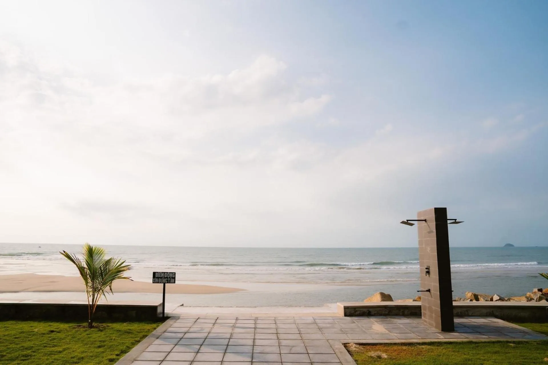 Day in Dat Lanh Beach Resort