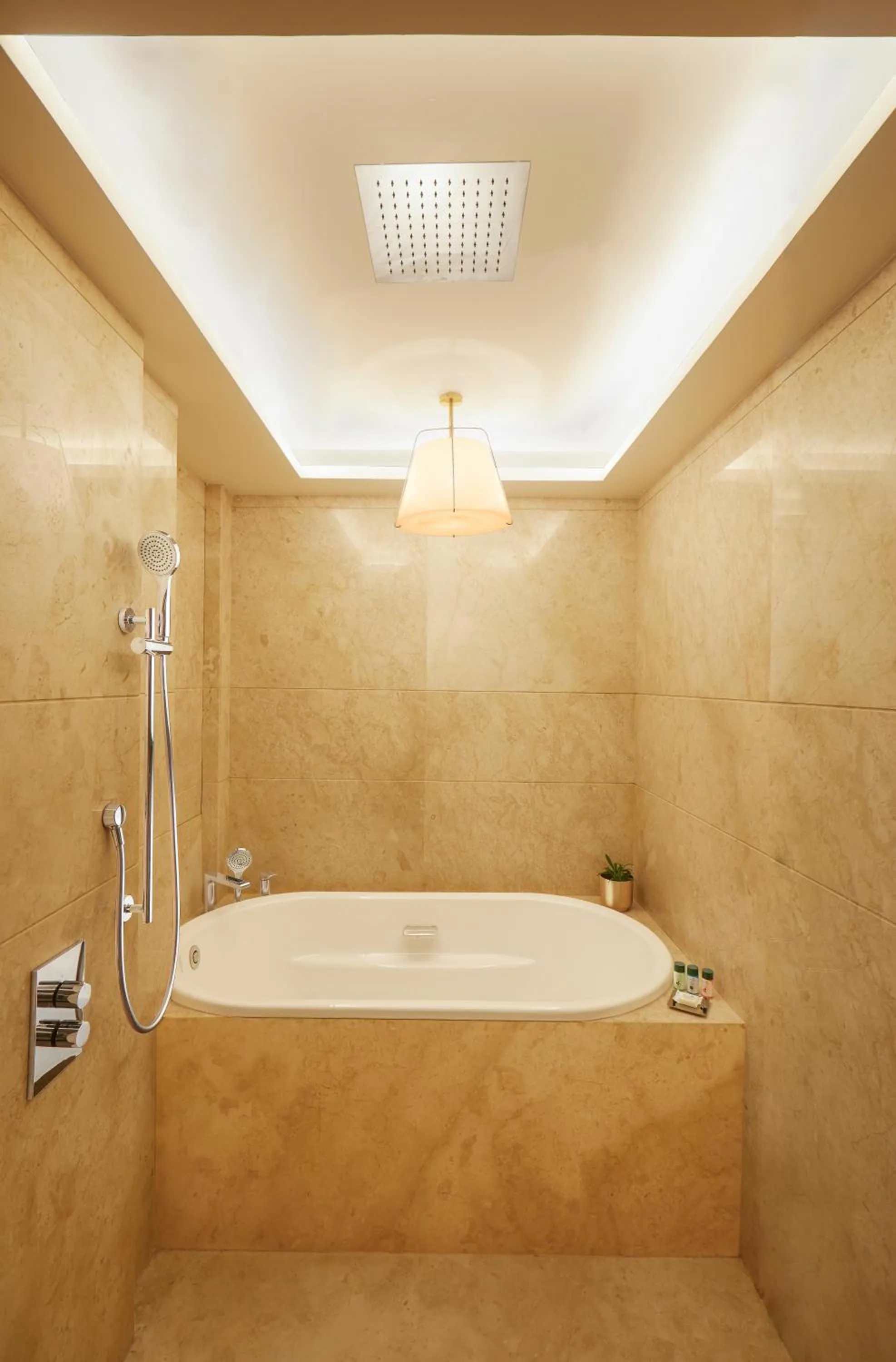 Bath in The Residency Towers