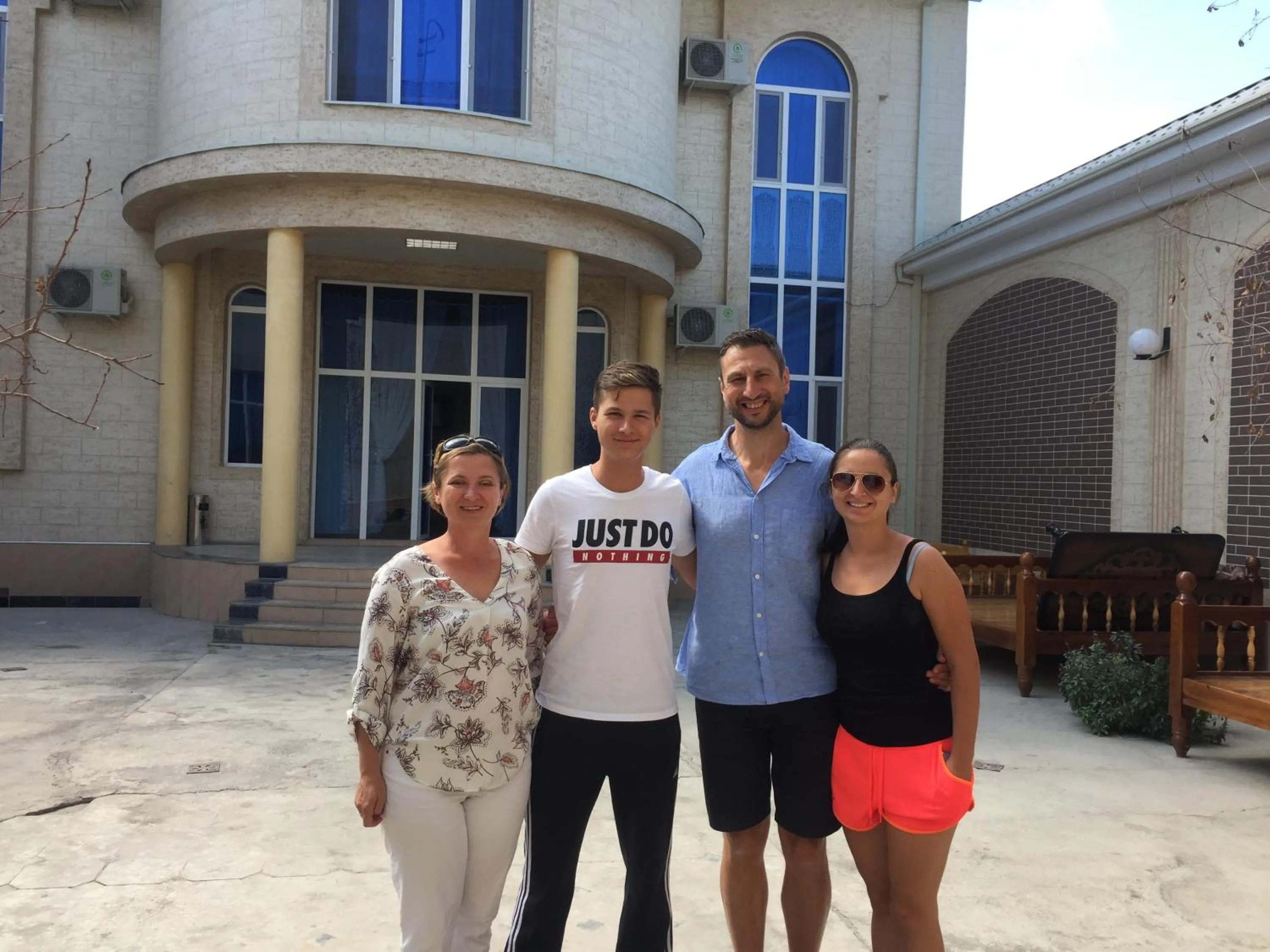 Facade/entrance in Hotel RAYHON BOUTIQUE