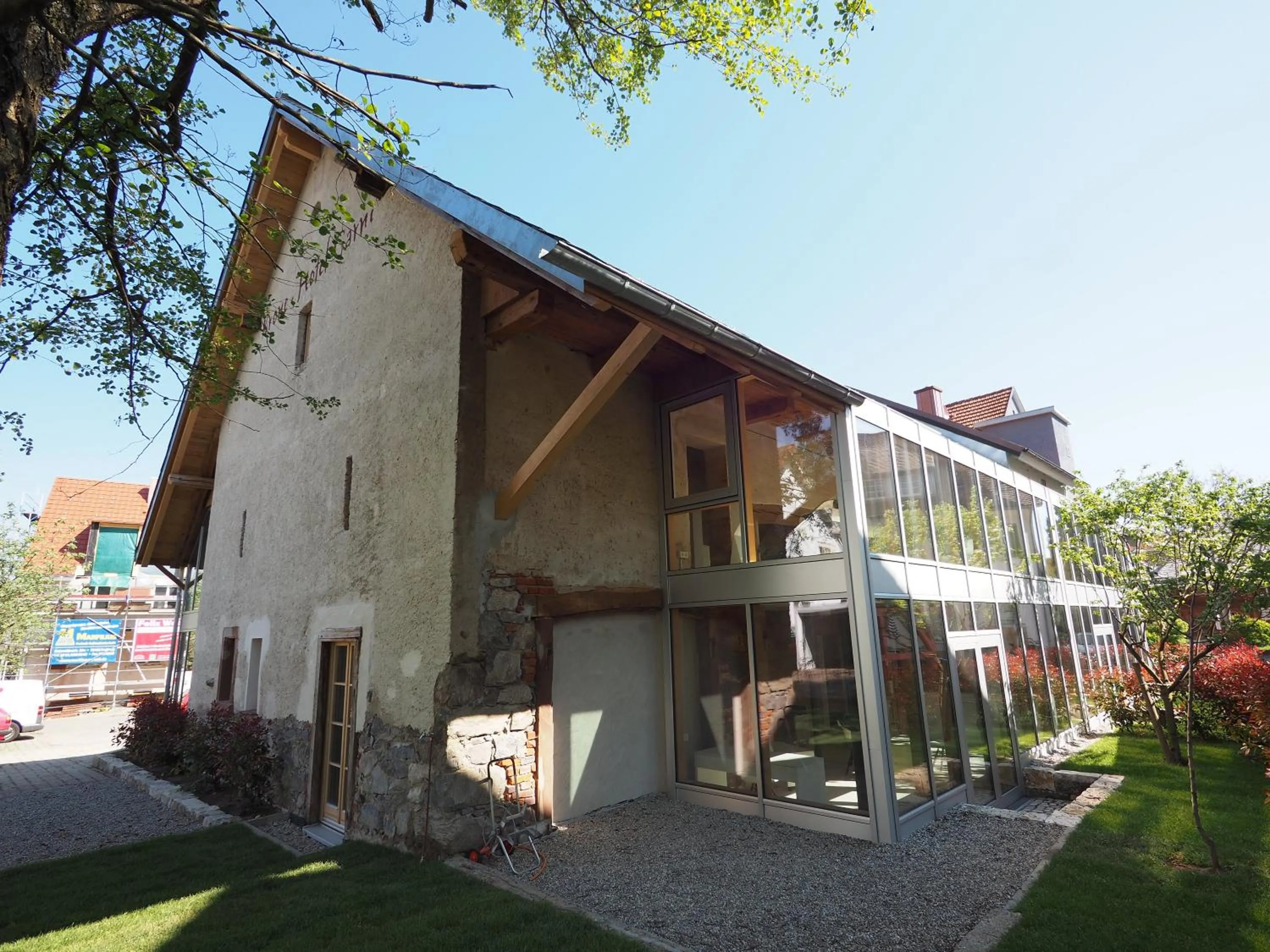 Property building in DIE KRONE - Hotel Garni