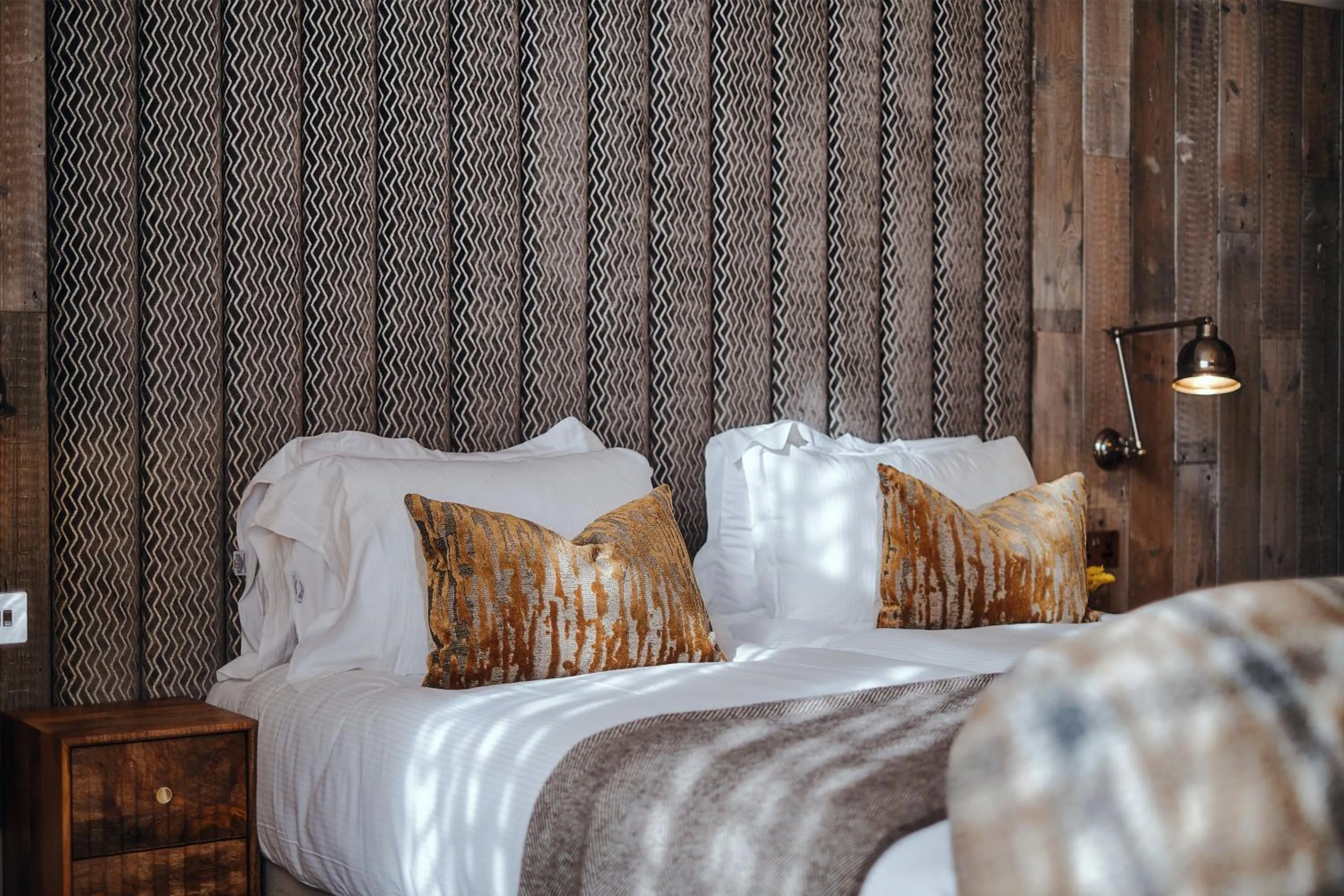 Bed in The Black Lion Pub & Boutique Guesthouse