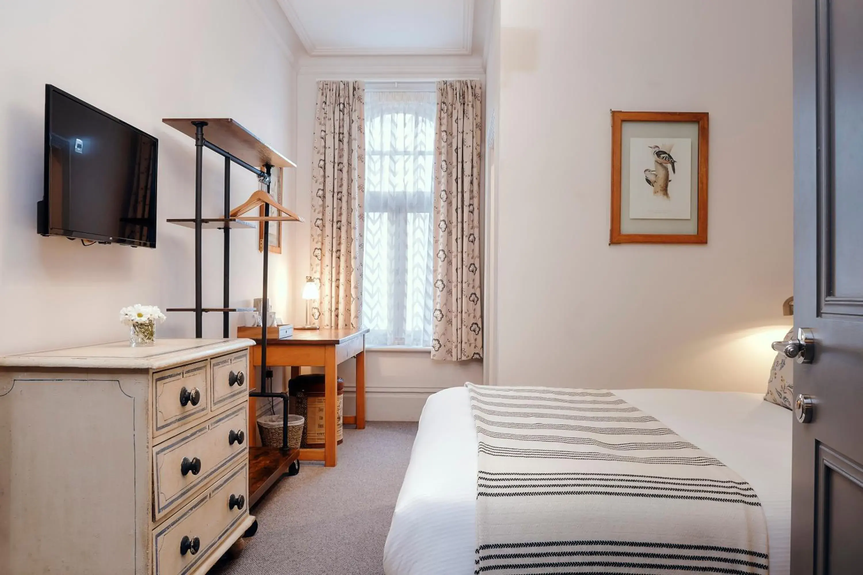 Cozy Double in The Black Lion Pub & Boutique Guesthouse Cozy Double in The Black Lion Pub & Boutique Guesthouse