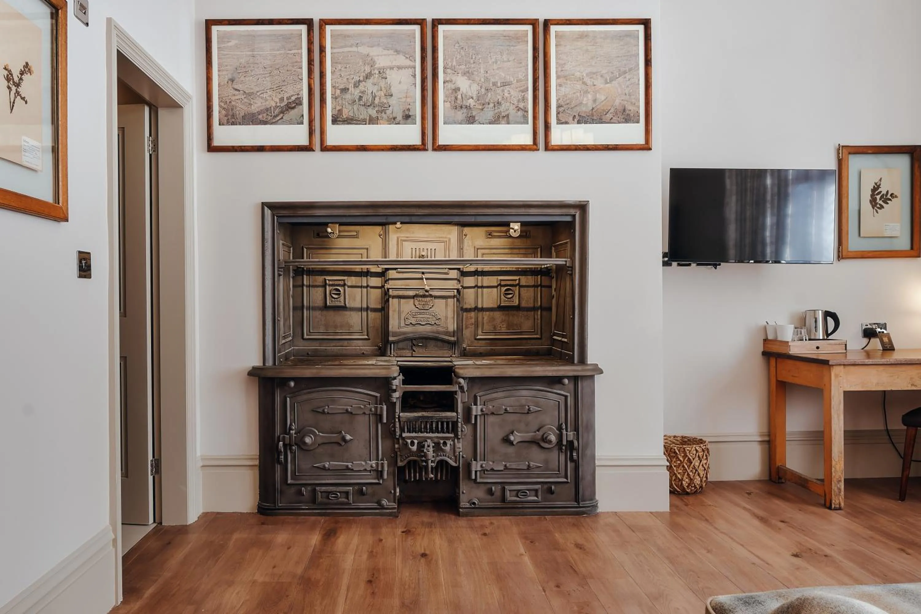 Bedroom in The Black Lion Pub & Boutique Guesthouse