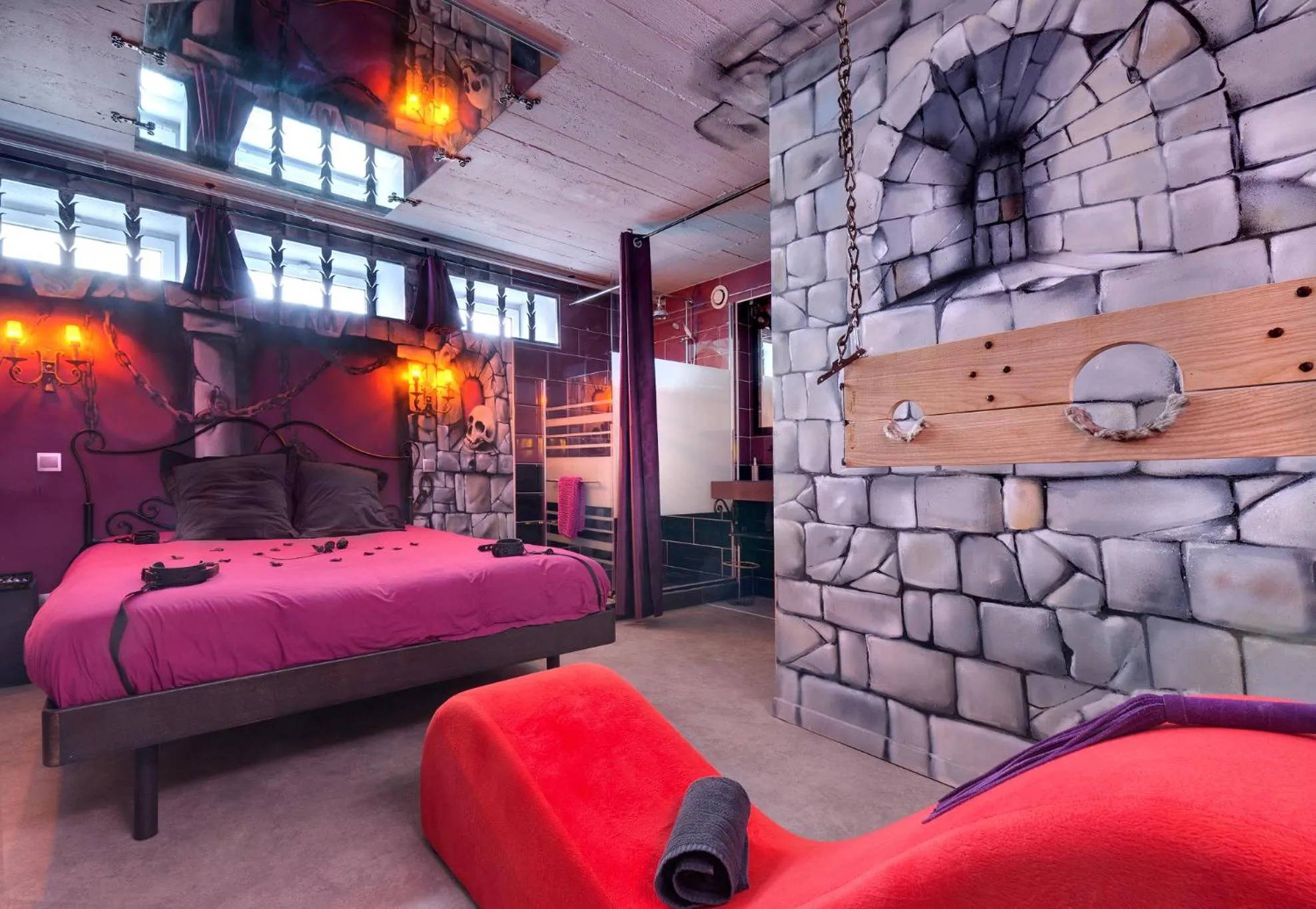 Bed in Chambre Marquis de Sade