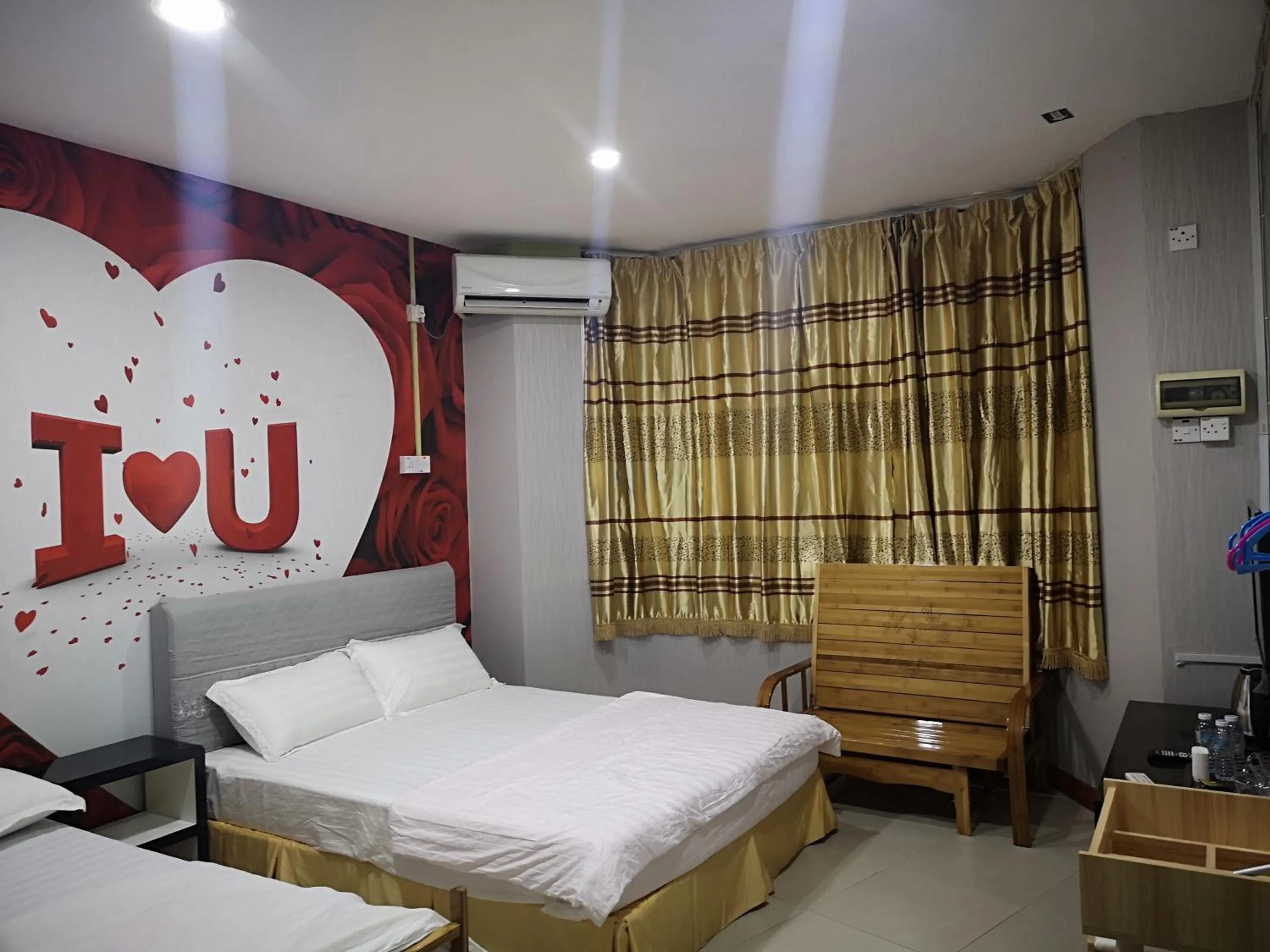 Bed in Home Inn Hotel