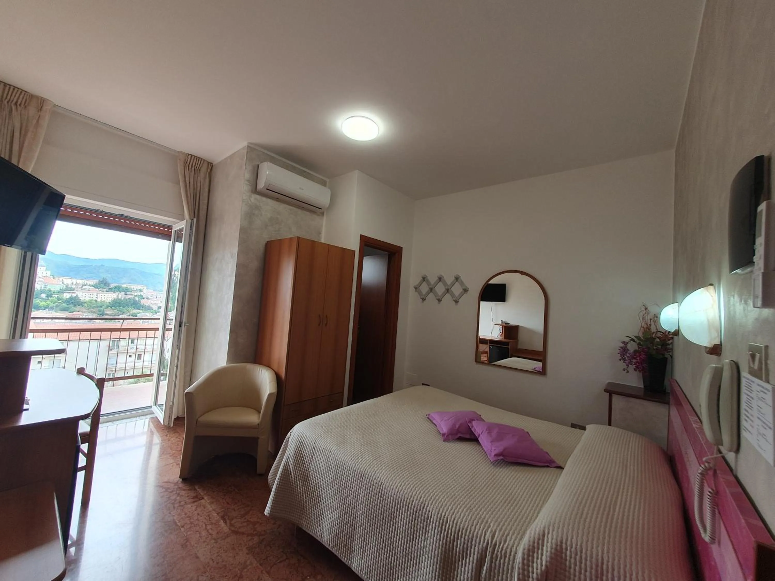 Bedroom, Bed in Hotel Ristorante SUPERSONIK