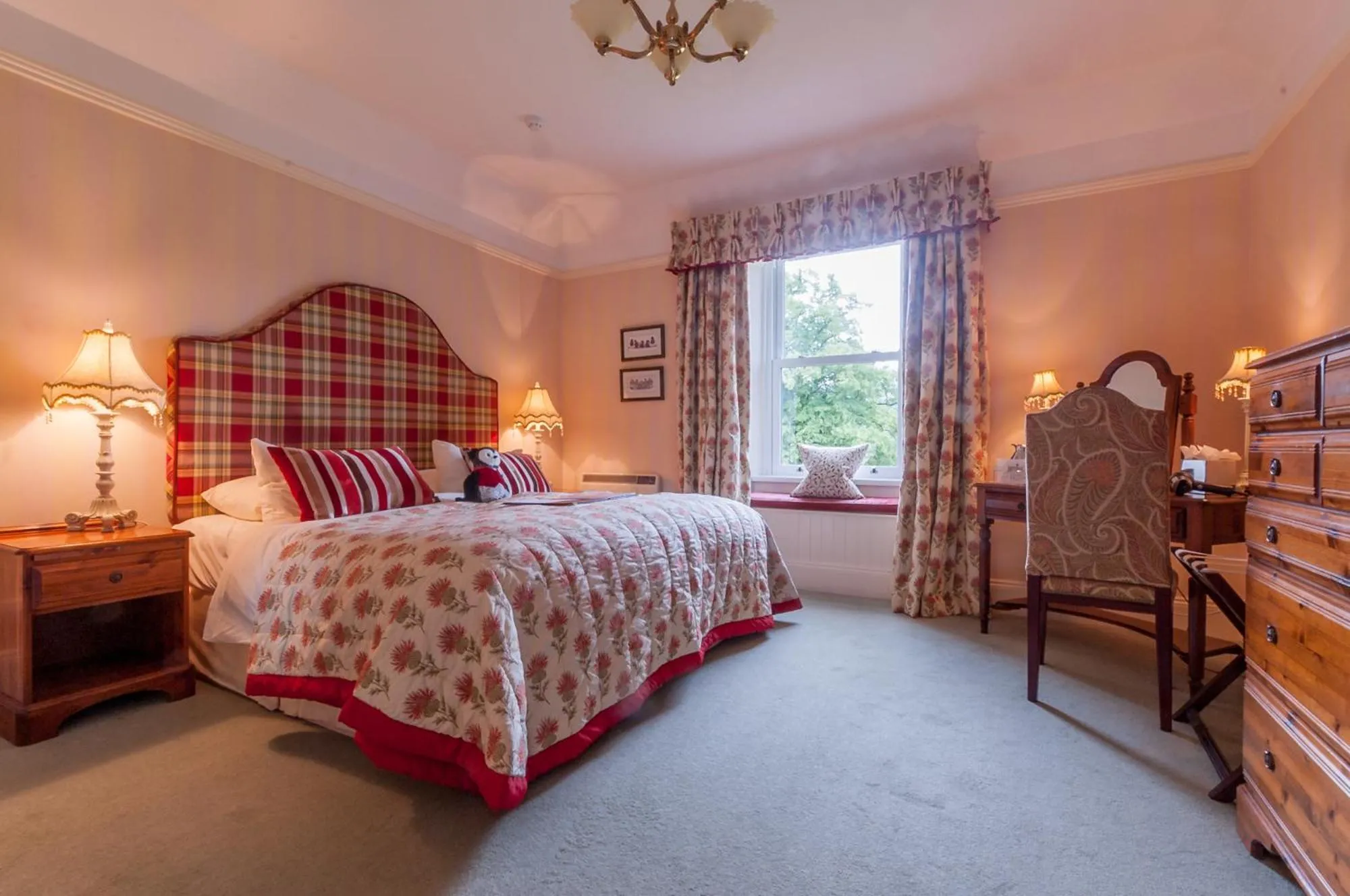 Bedroom, Bed in Kilcamb Lodge Hotel