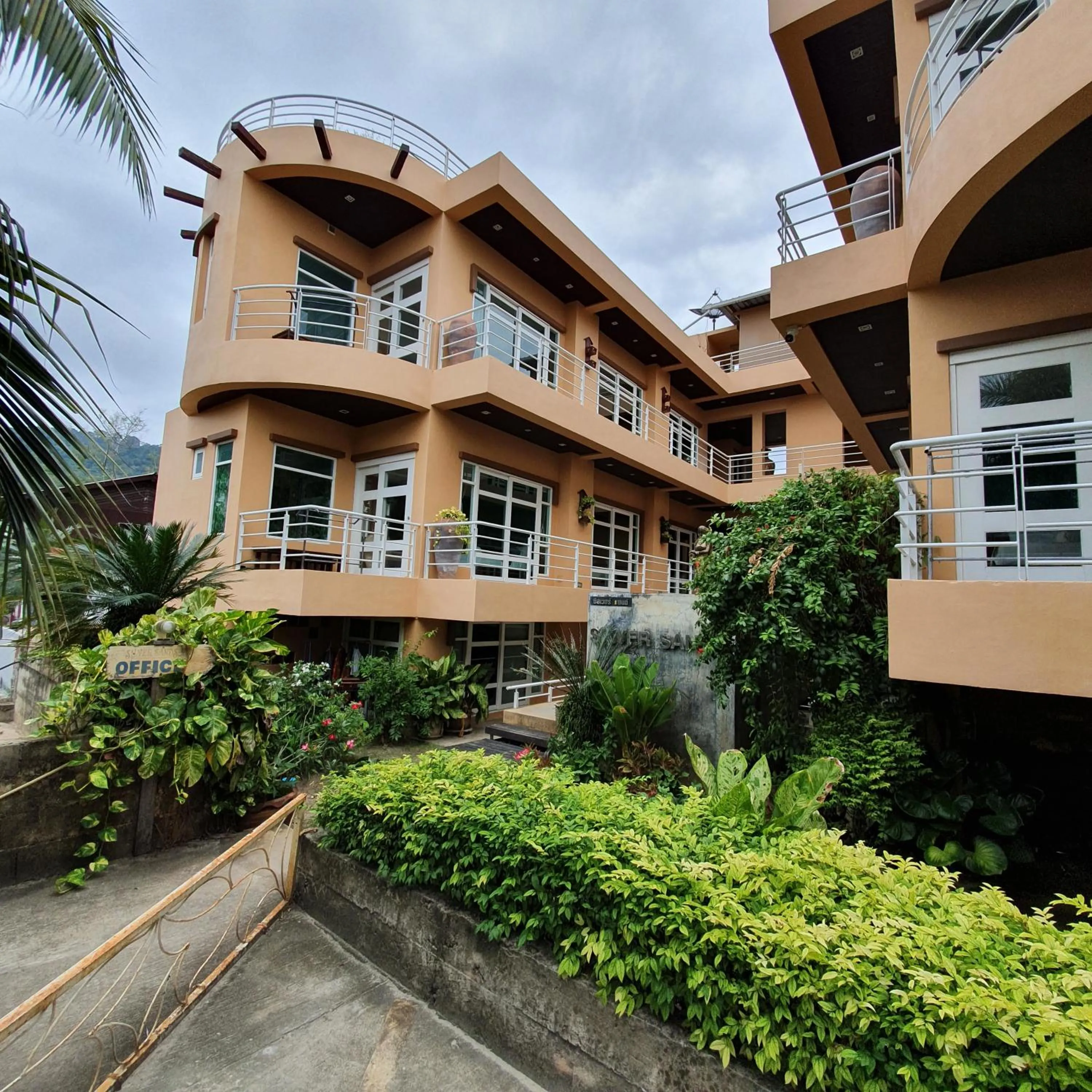 Silver Sands Resort - Koh Tao