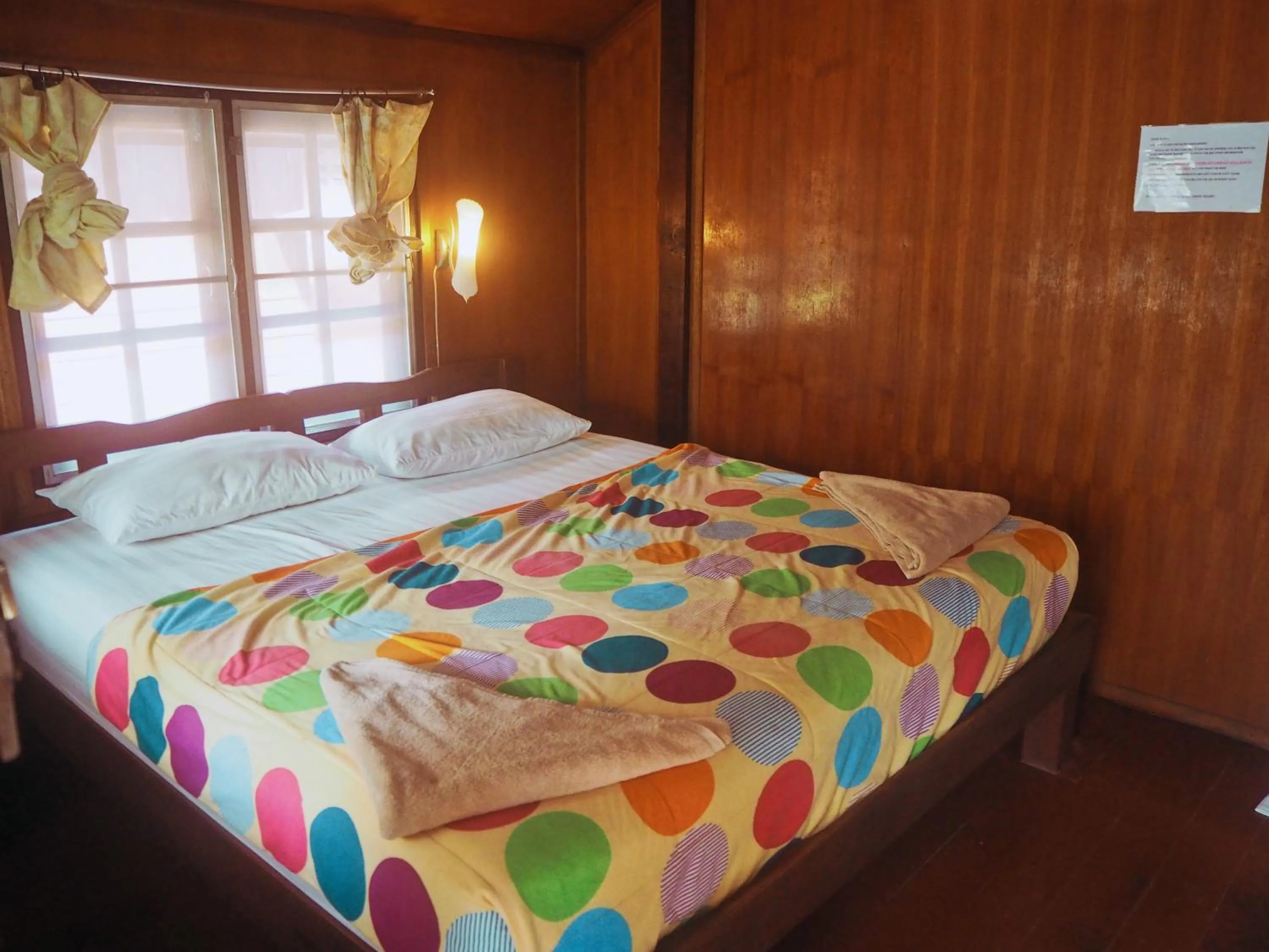 Bed in Silver Sands Resort - Koh Tao