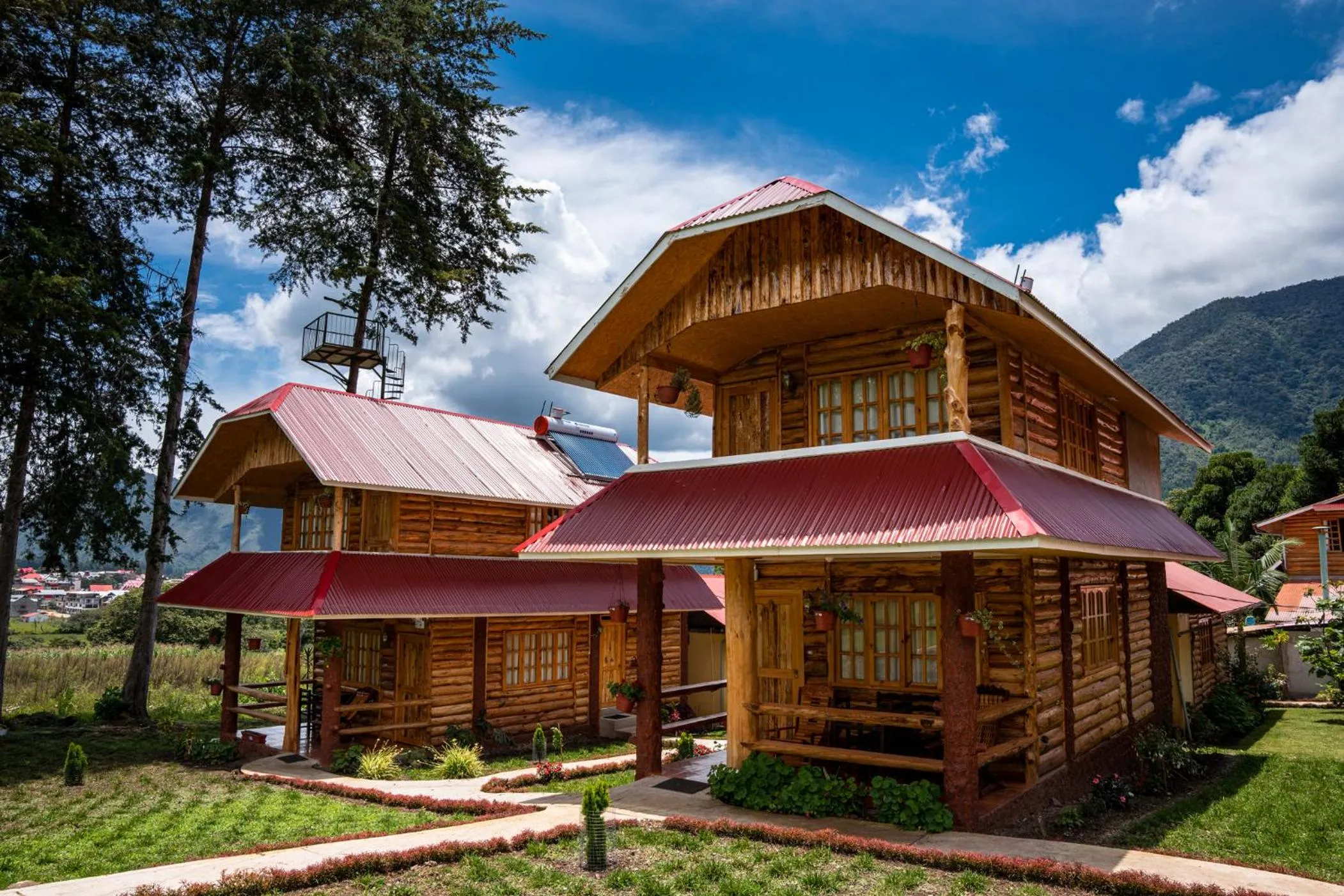Property building in Fundo Hassinger