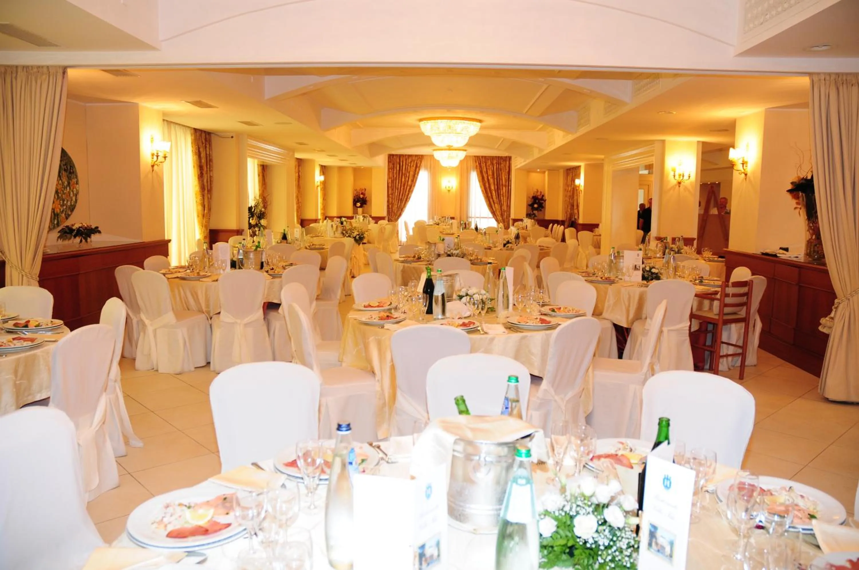 Restaurant/places to eat in Hotel Villa Ida