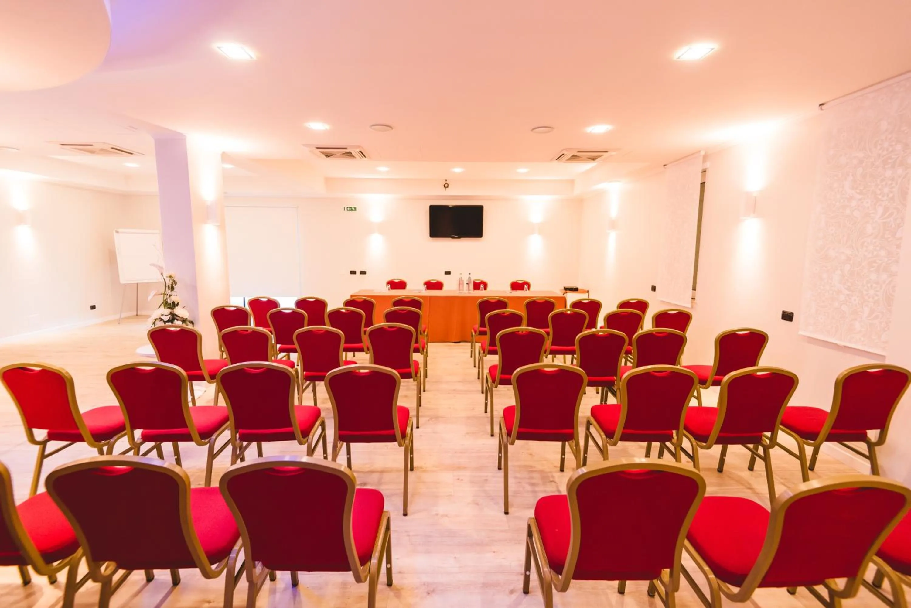 Business facilities in Hotel Villa Ida