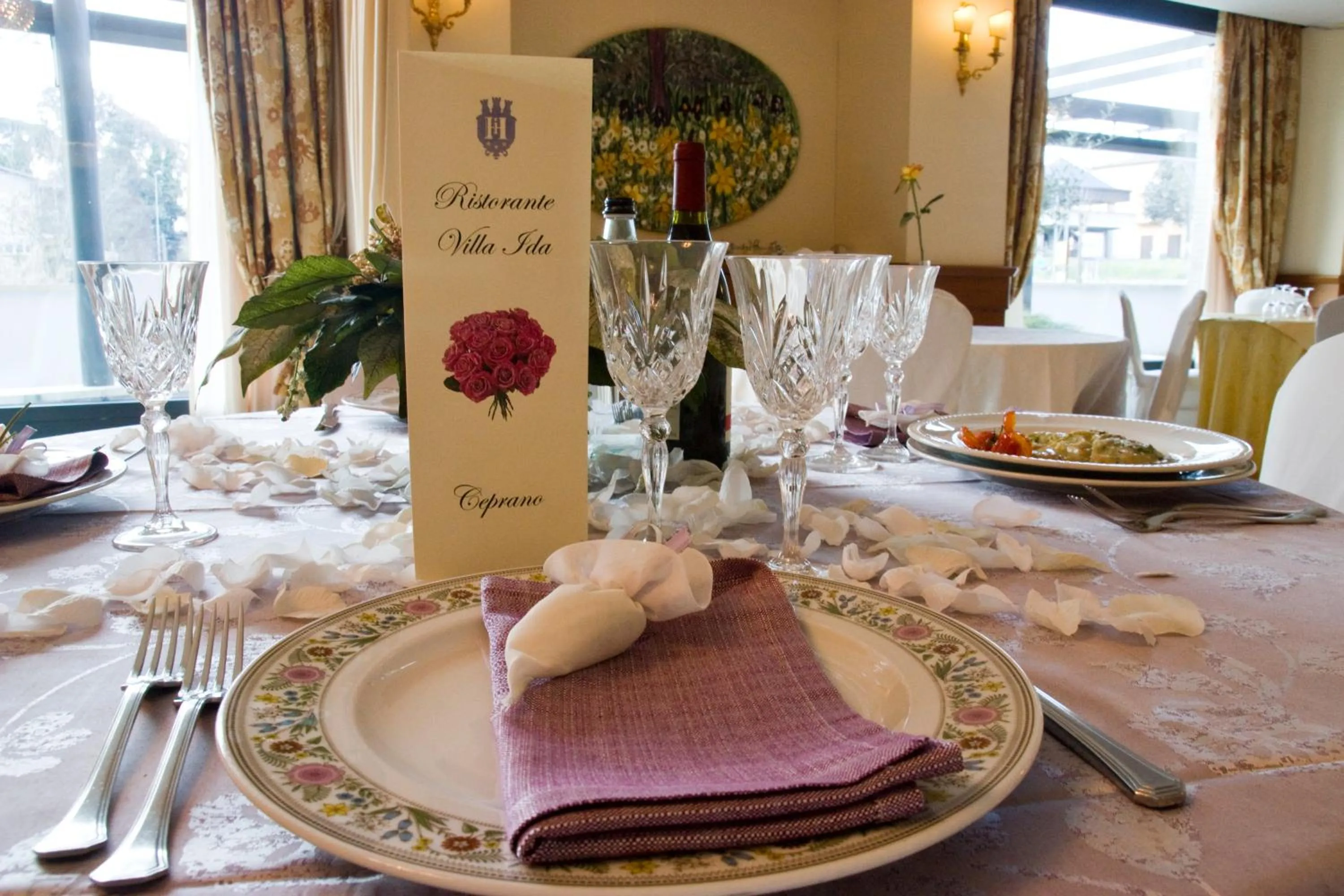 Restaurant/places to eat in Hotel Villa Ida