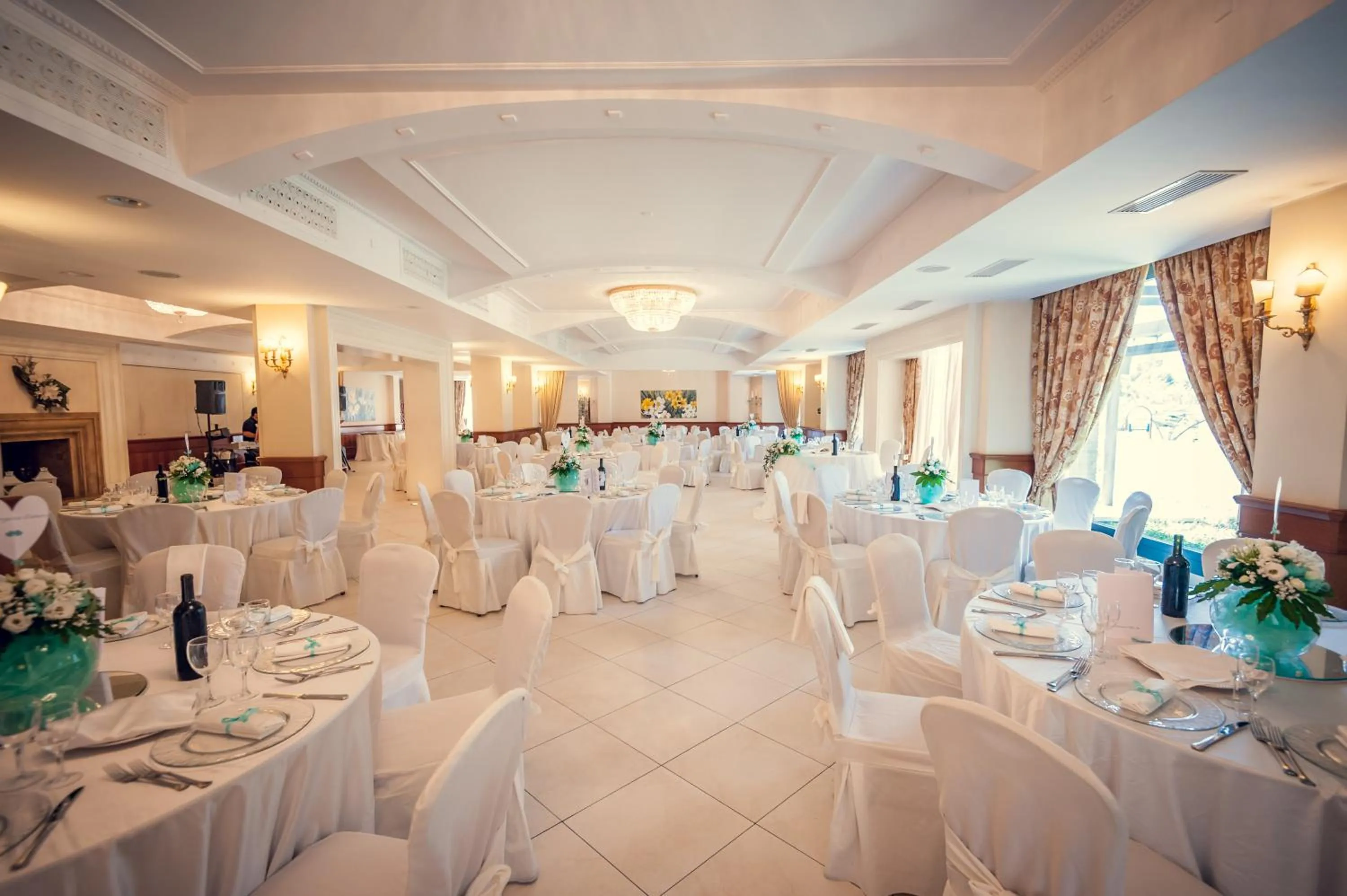 Restaurant/places to eat in Hotel Villa Ida