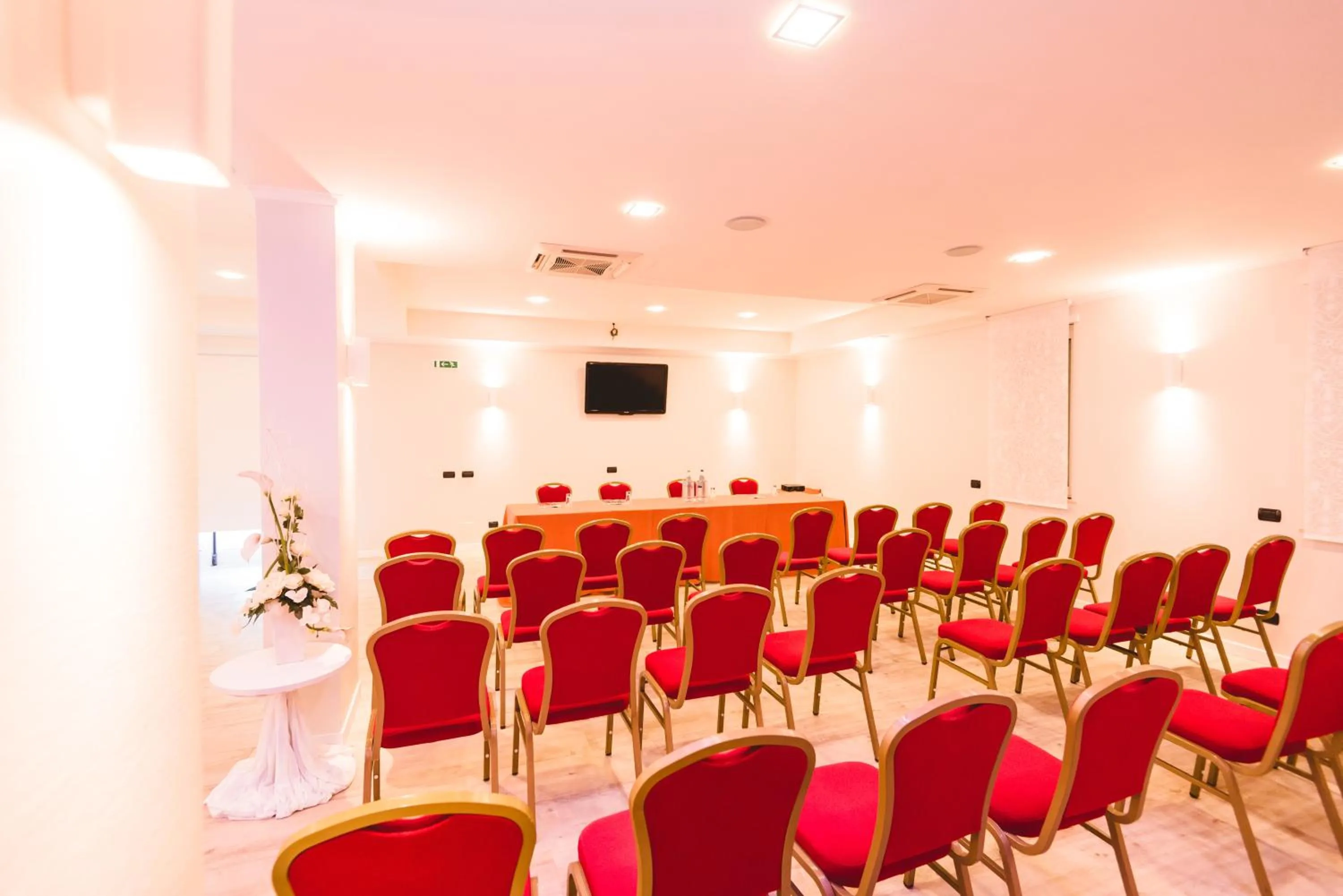 Meeting/conference room in Hotel Villa Ida