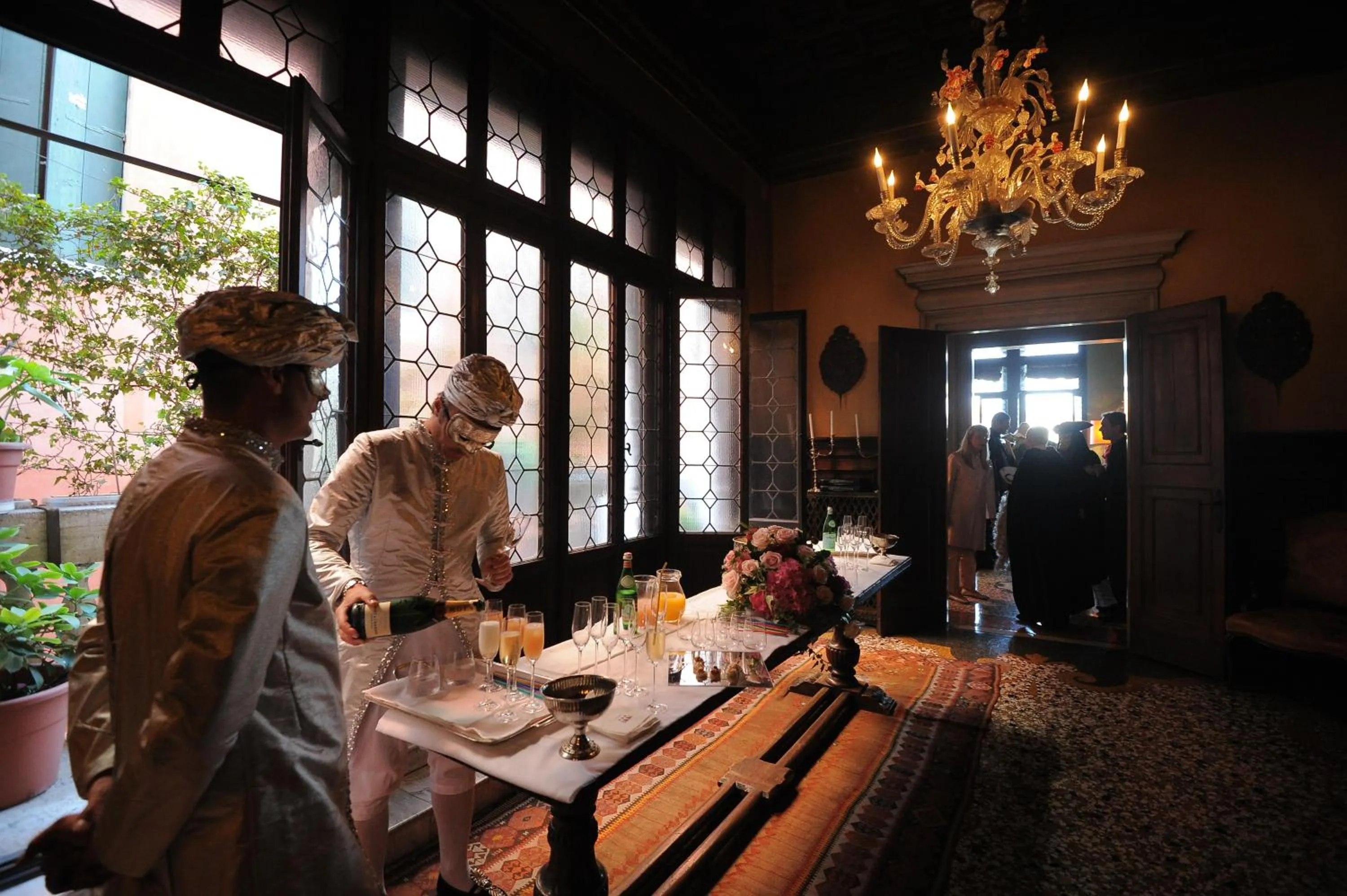 Staff in Palazzetto Pisani Grand Canal