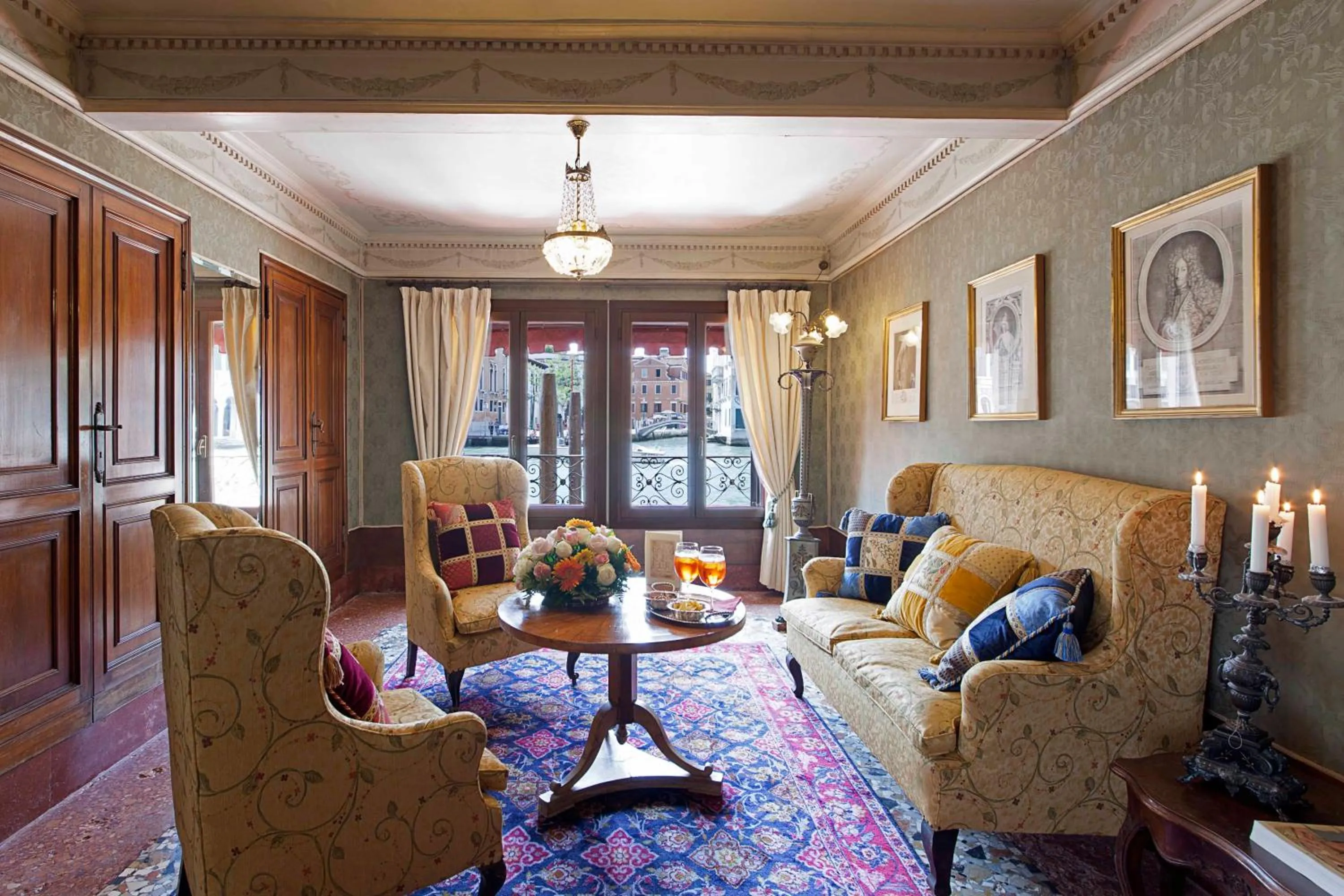 TV and multimedia in Palazzetto Pisani Grand Canal